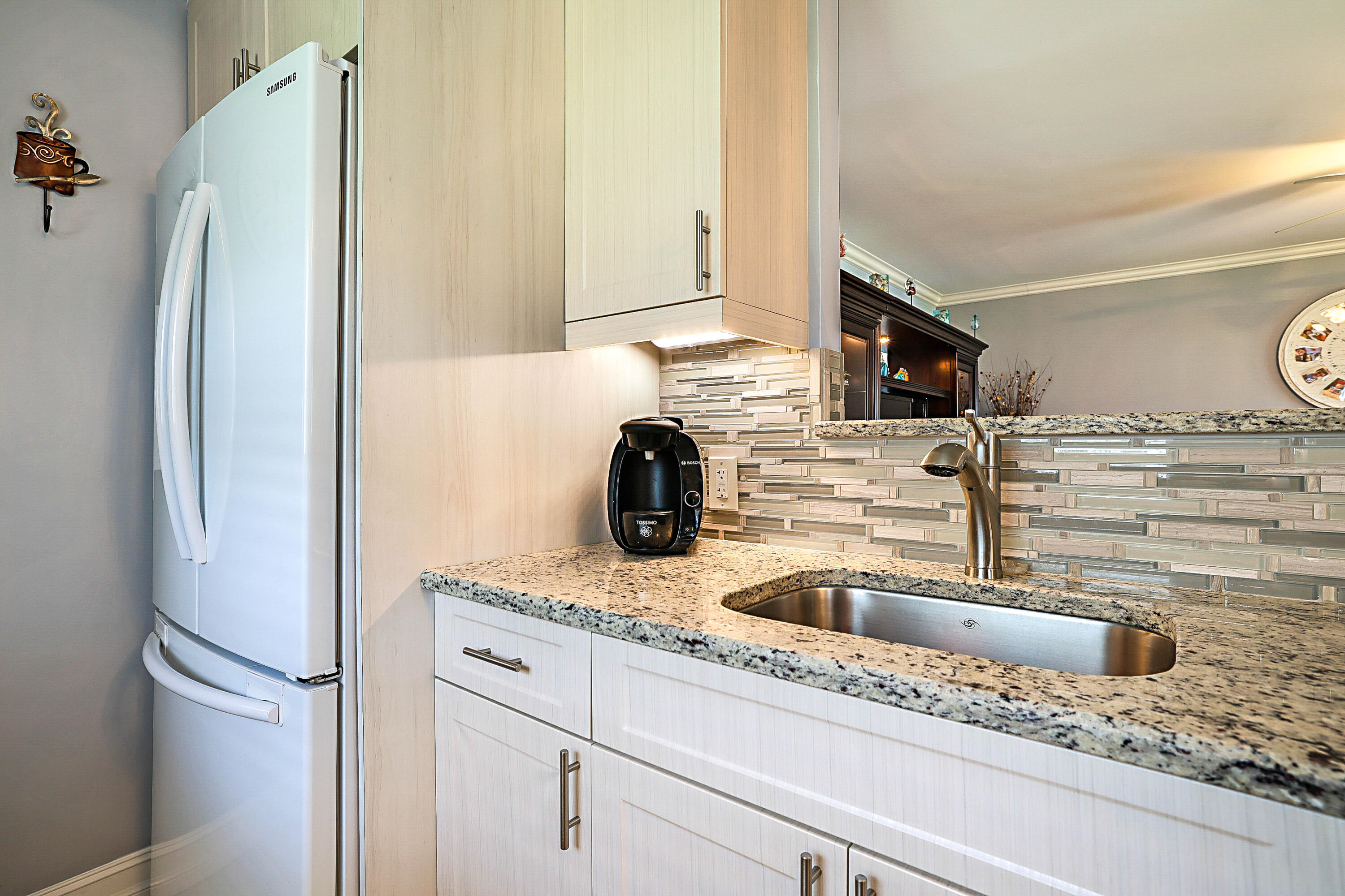 KINGS POINT SAXONY CONDOS - Residential