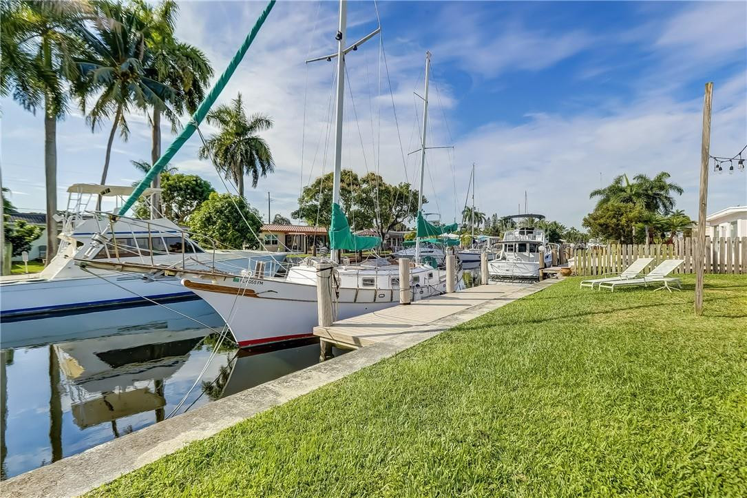 SOUTH NEW RIVER ISLES SEC - Residential