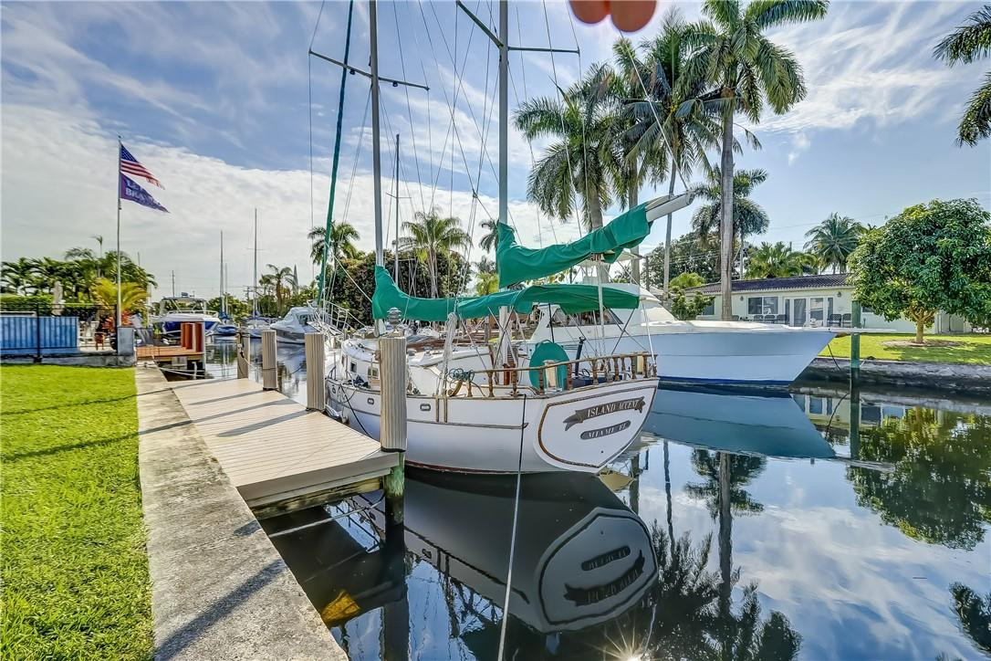 SOUTH NEW RIVER ISLES SEC - Residential