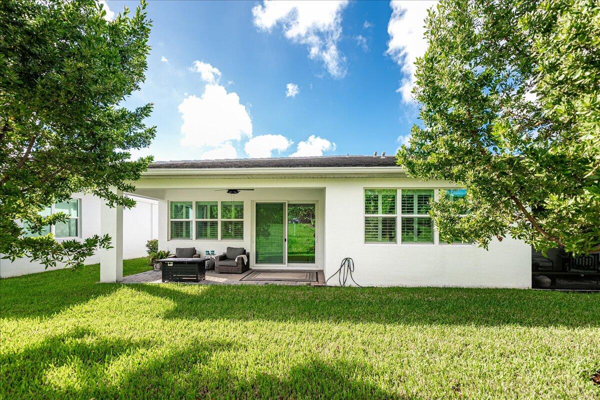 TELARO AT SOUTHERN GROVE - Residential