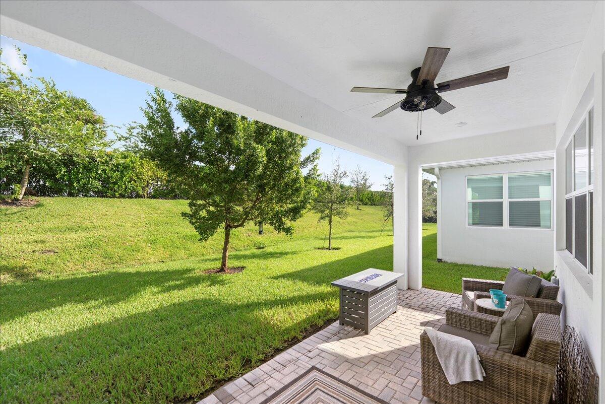 TELARO AT SOUTHERN GROVE - Residential