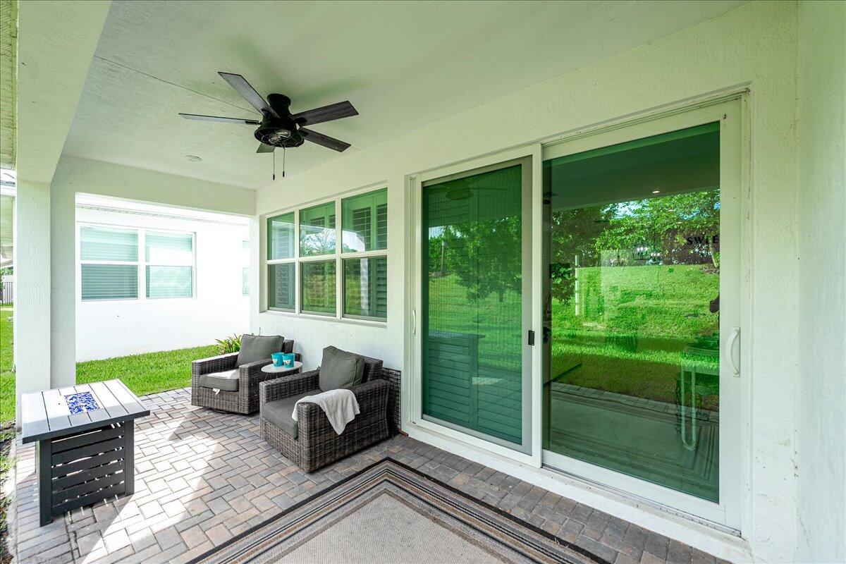 TELARO AT SOUTHERN GROVE - Residential