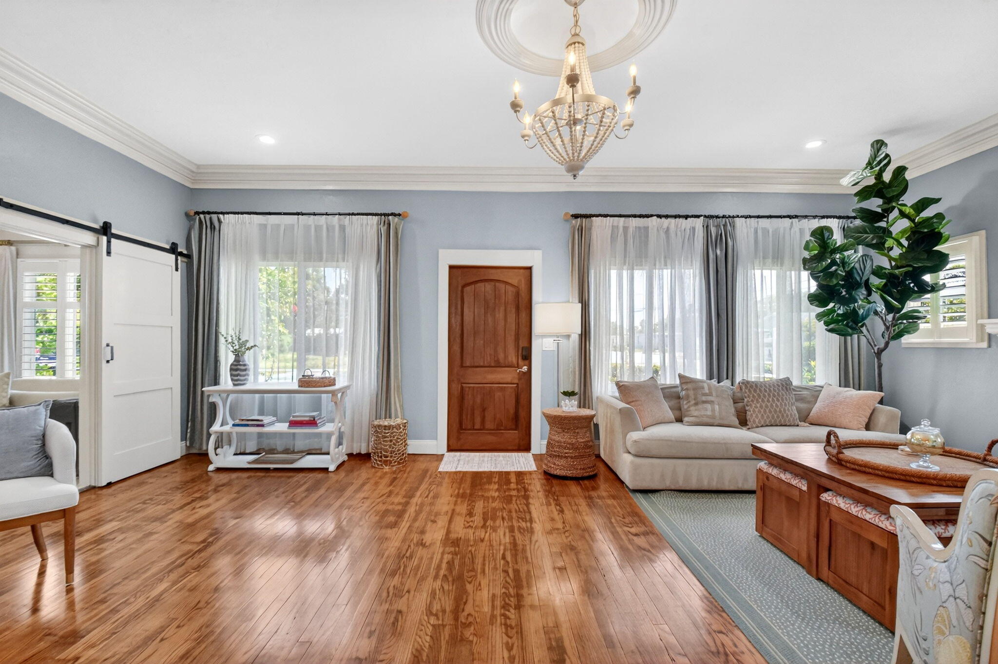 COLONIAL ESTATES - Residential