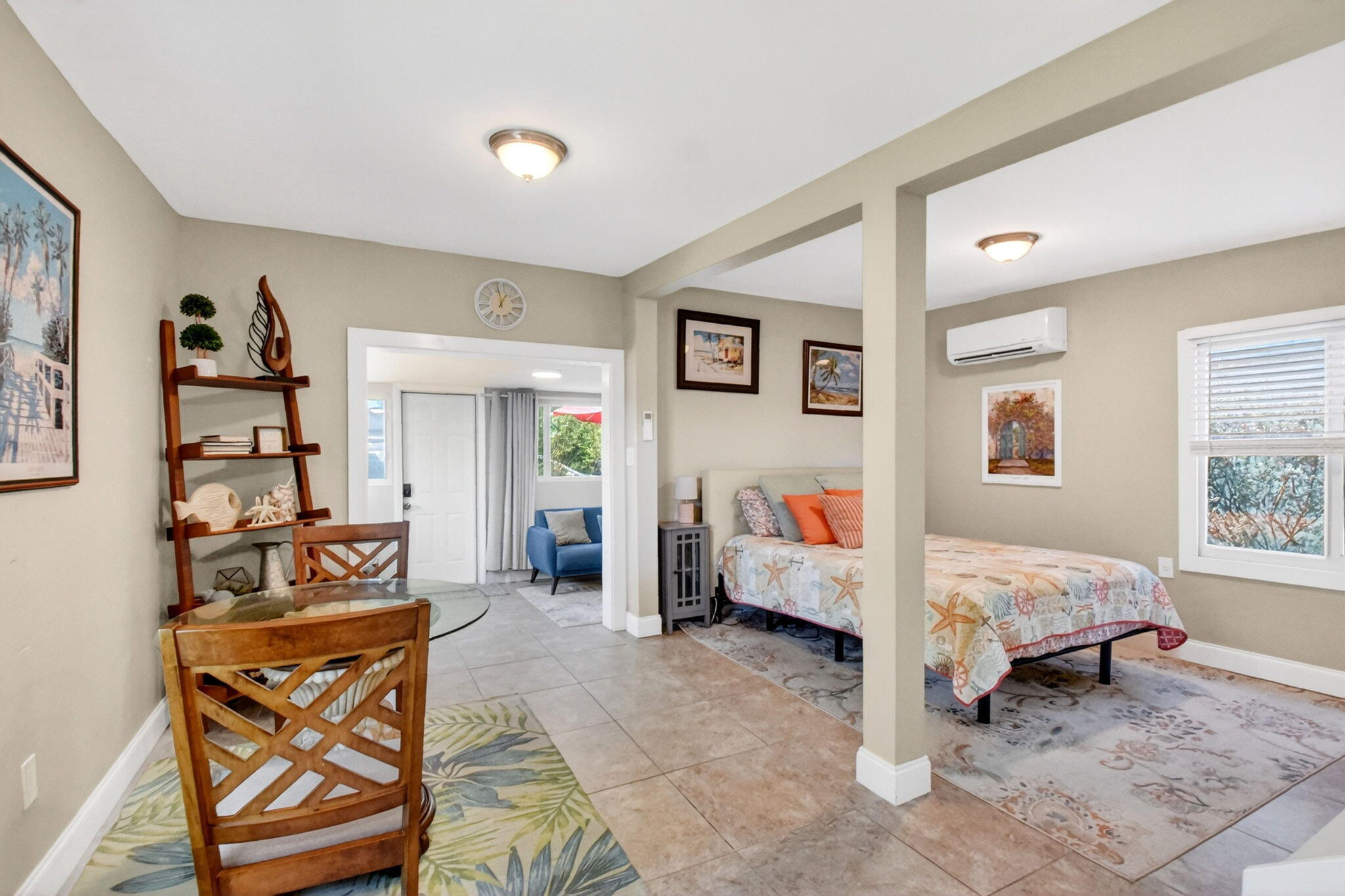 COLONIAL ESTATES - Residential