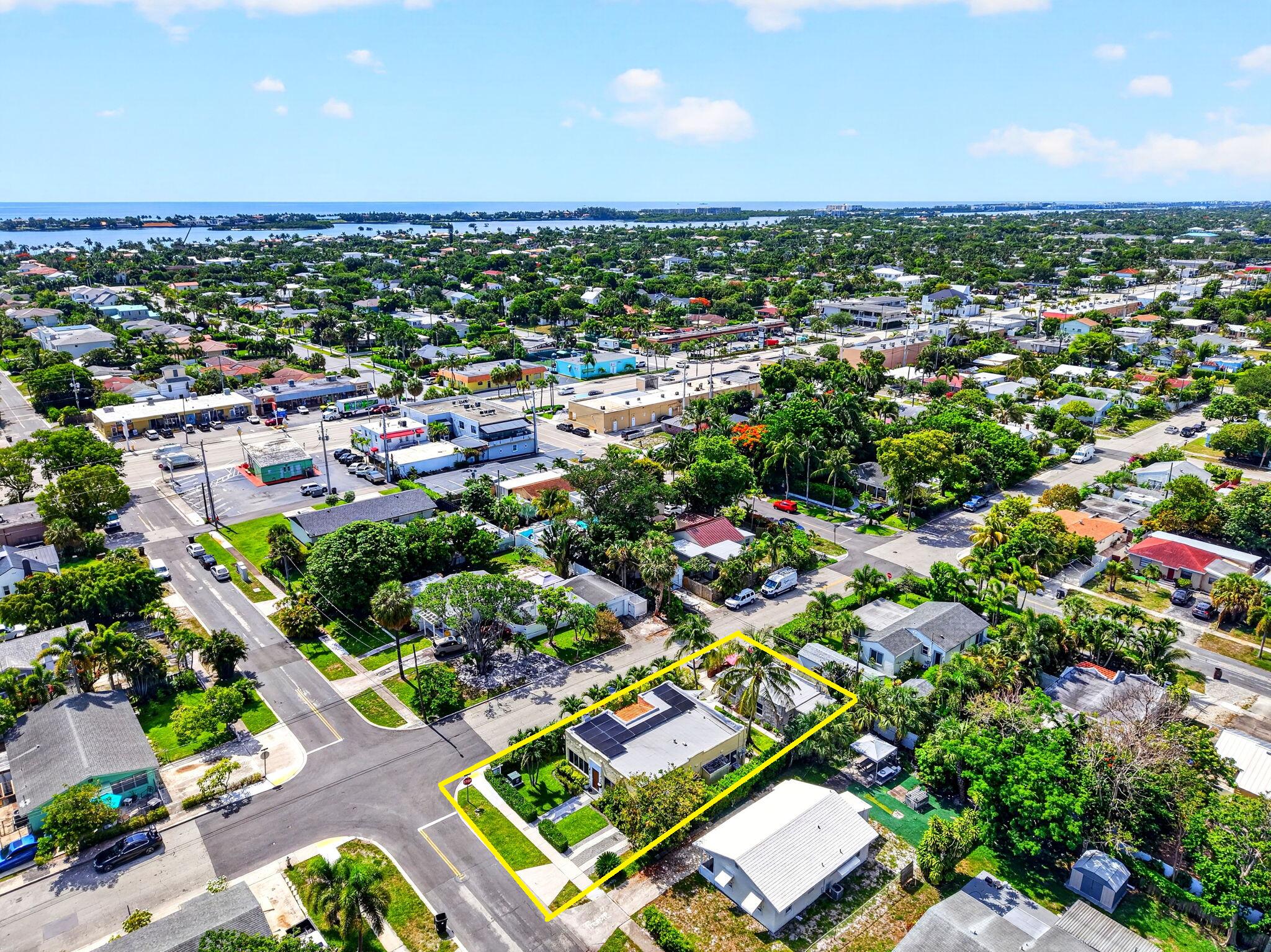 COLONIAL ESTATES - Residential