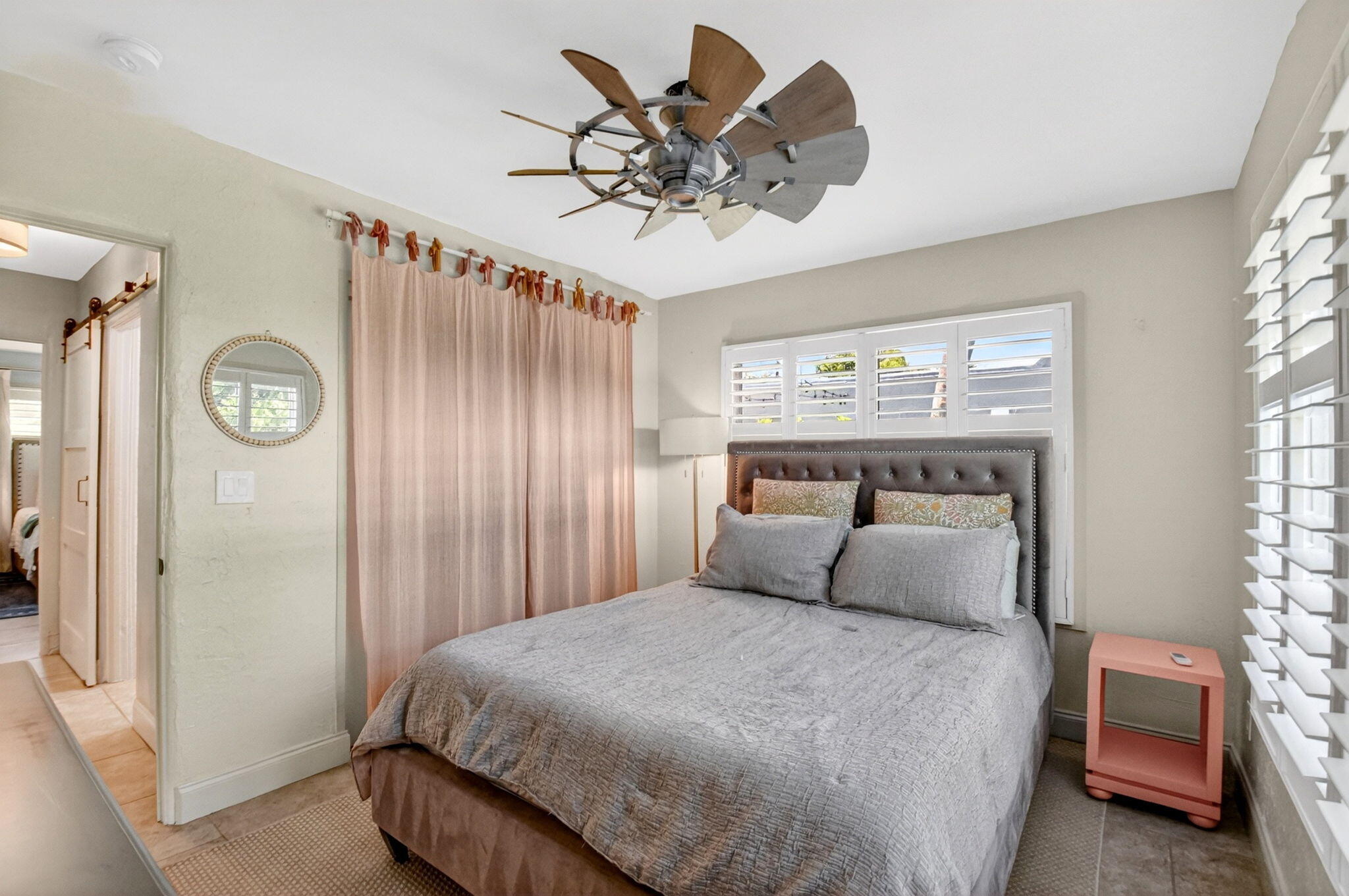 COLONIAL ESTATES - Residential