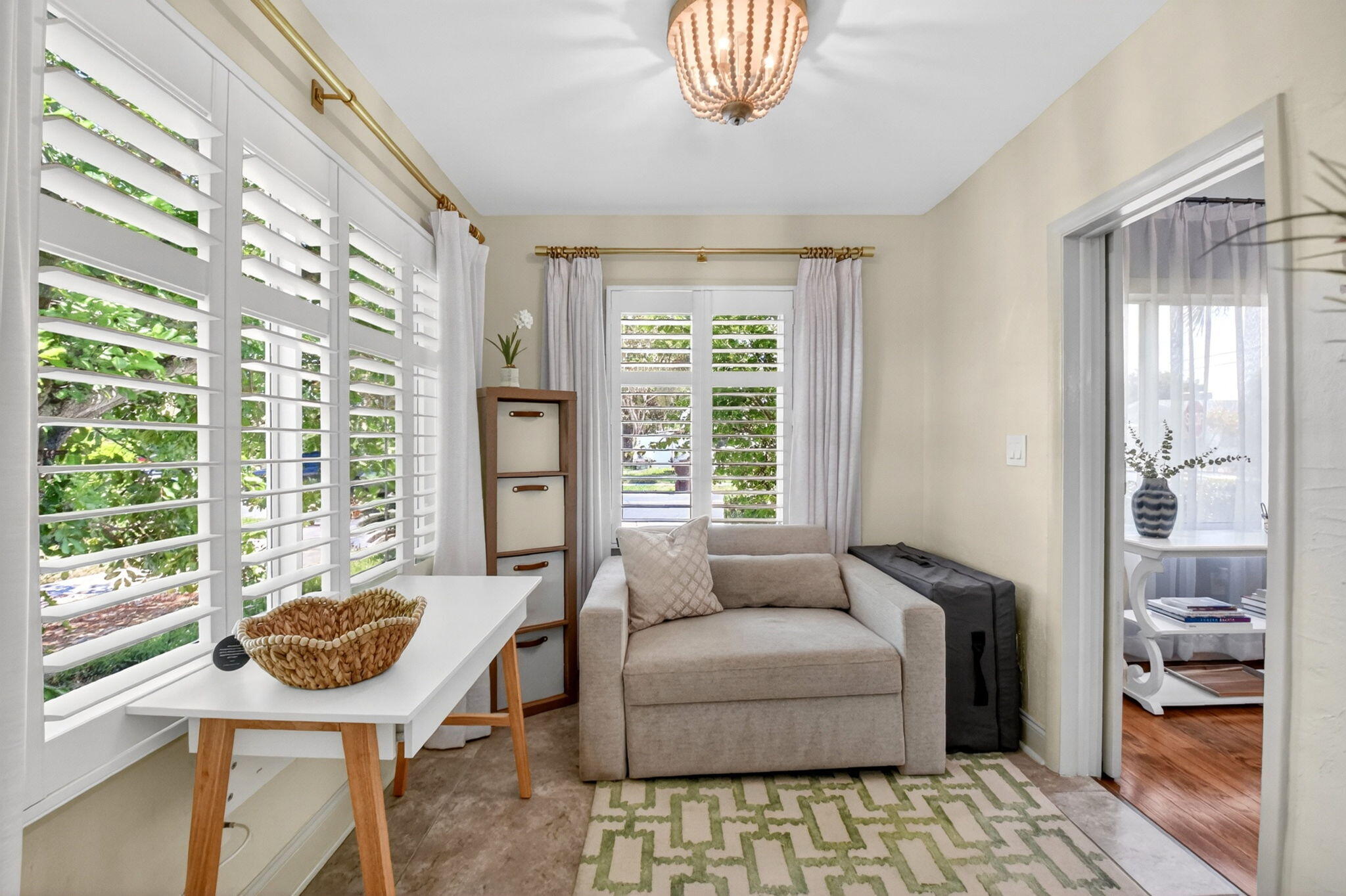 COLONIAL ESTATES - Residential