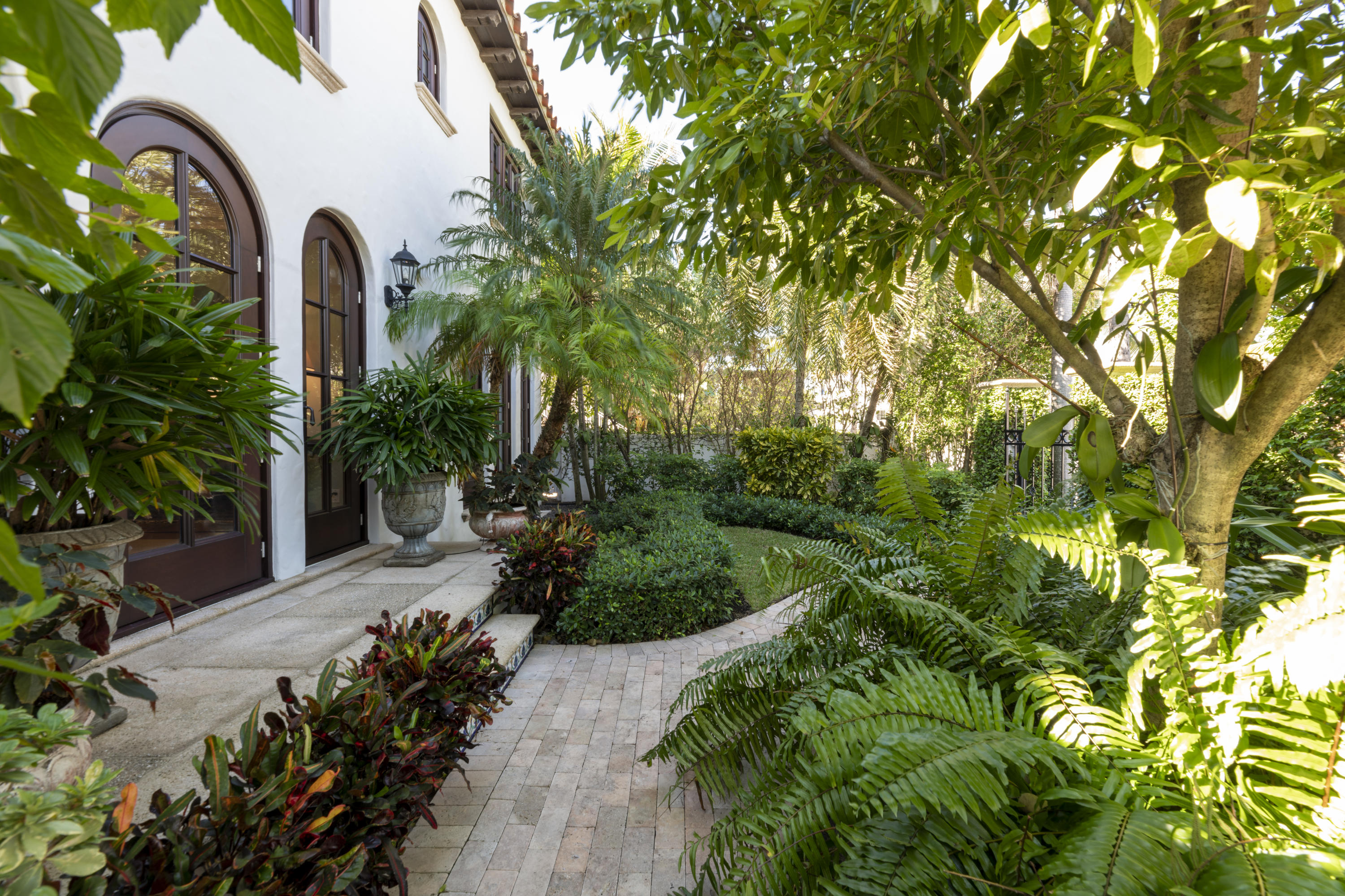 ROYAL PARK - Residential
