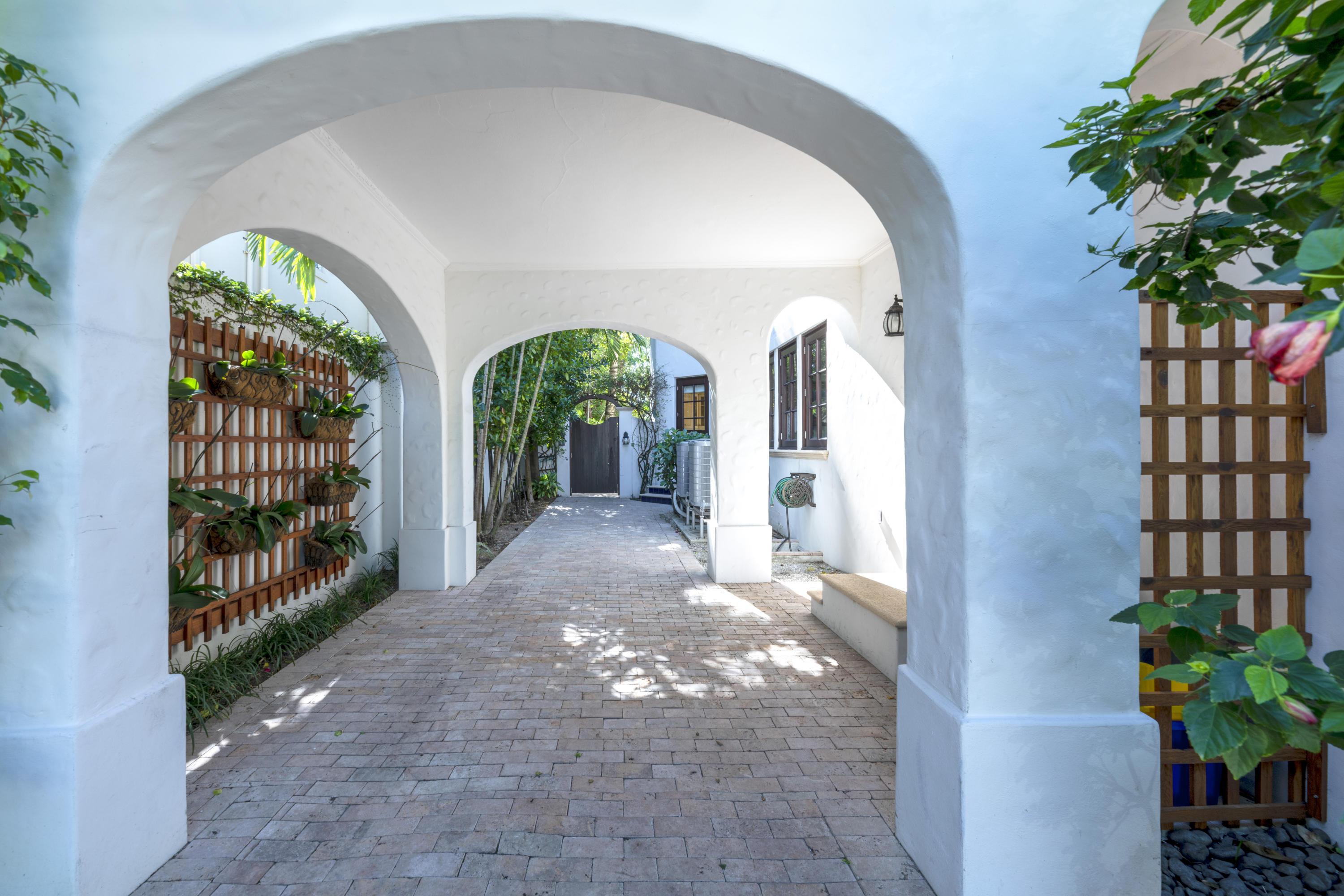 ROYAL PARK - Residential