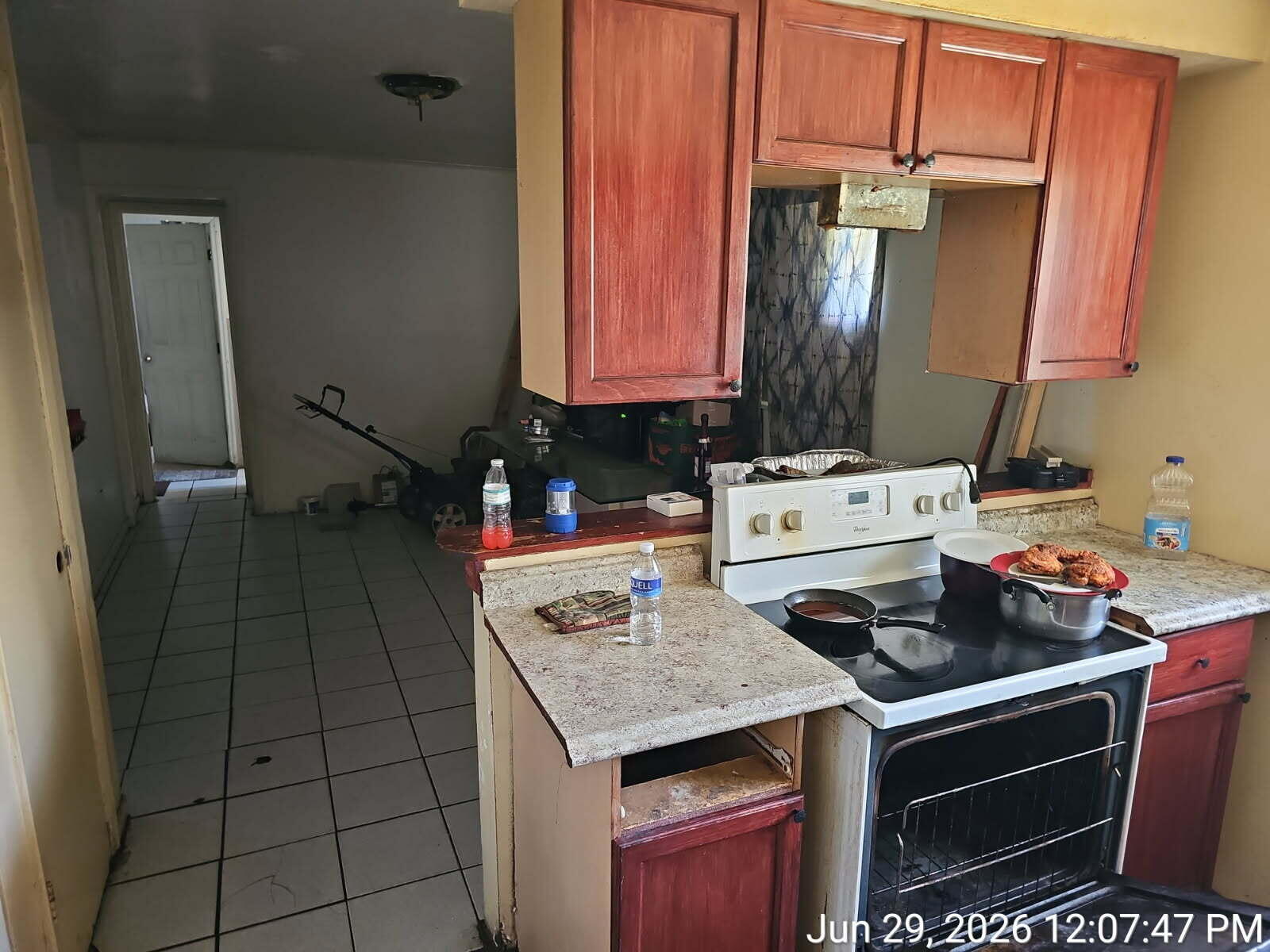 SHERATON PLAZA UNIT 4 REPLAT - Residential