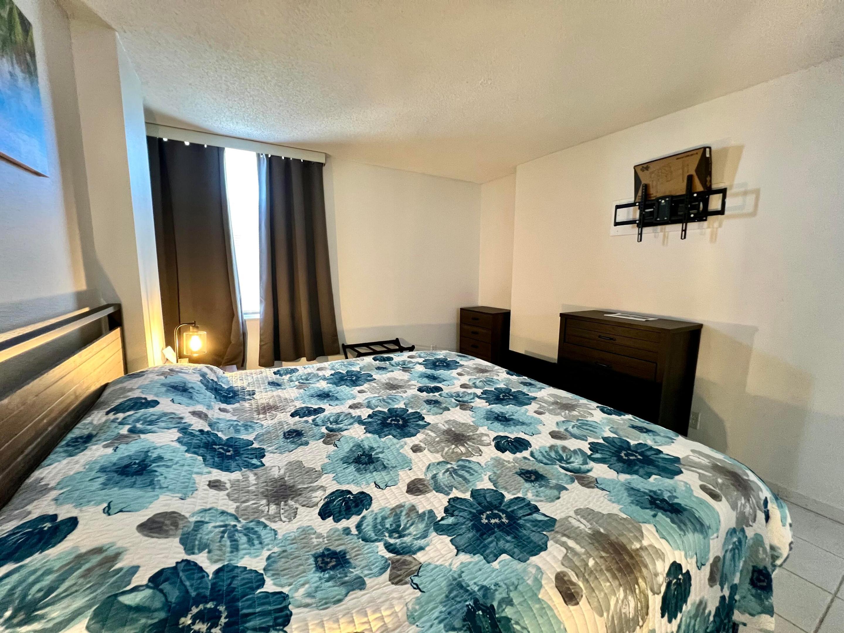 POMPANO BEACH CLUB CONDO - Residential Lease