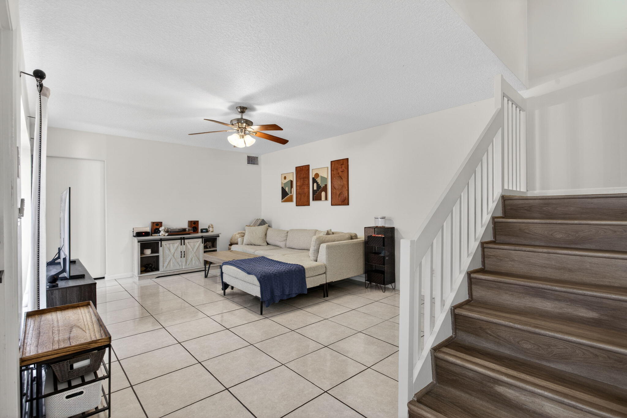 WOODLAND LAKE ESTATES - Residential