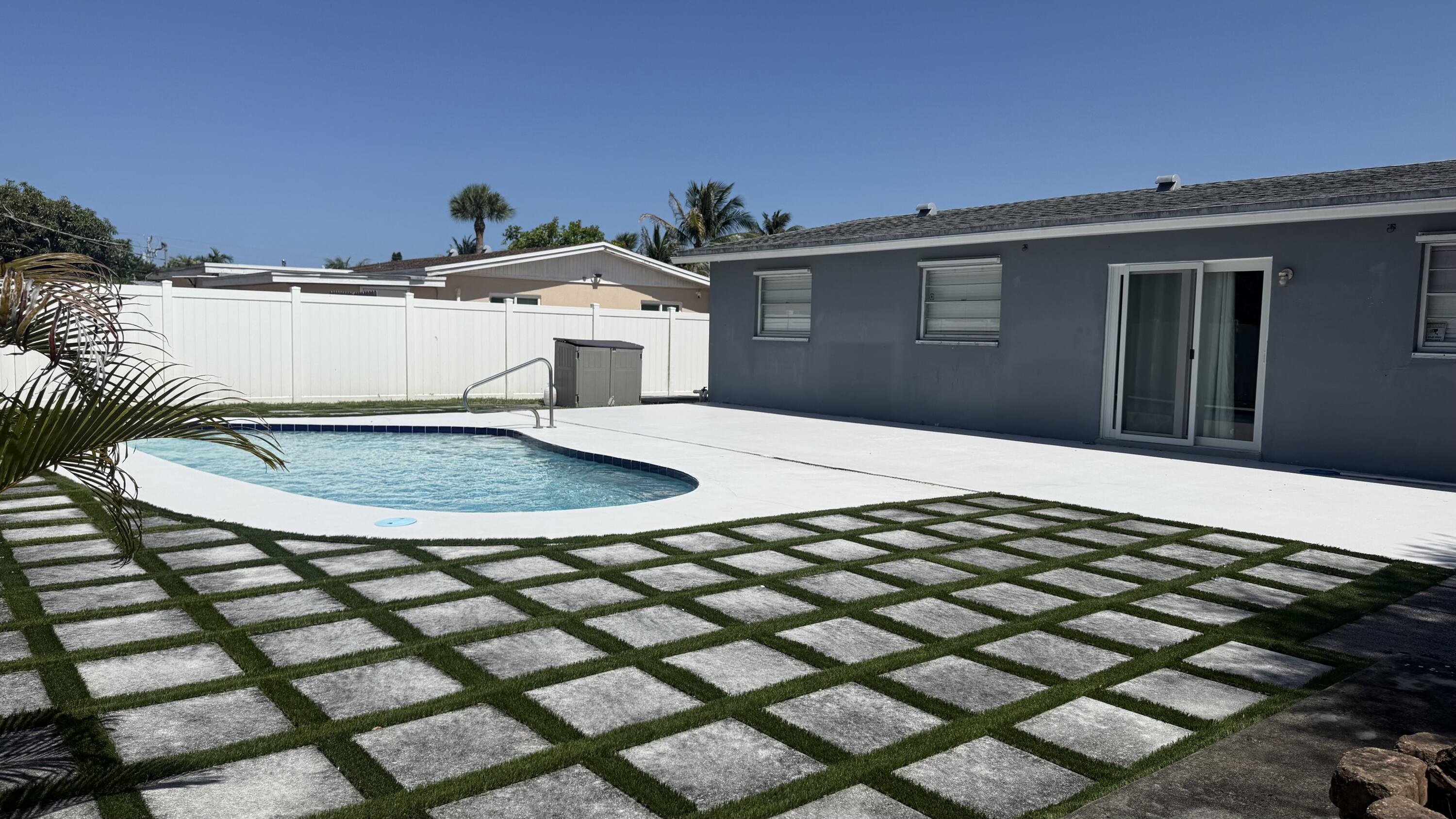 MEADOWBROOK 2 - Residential