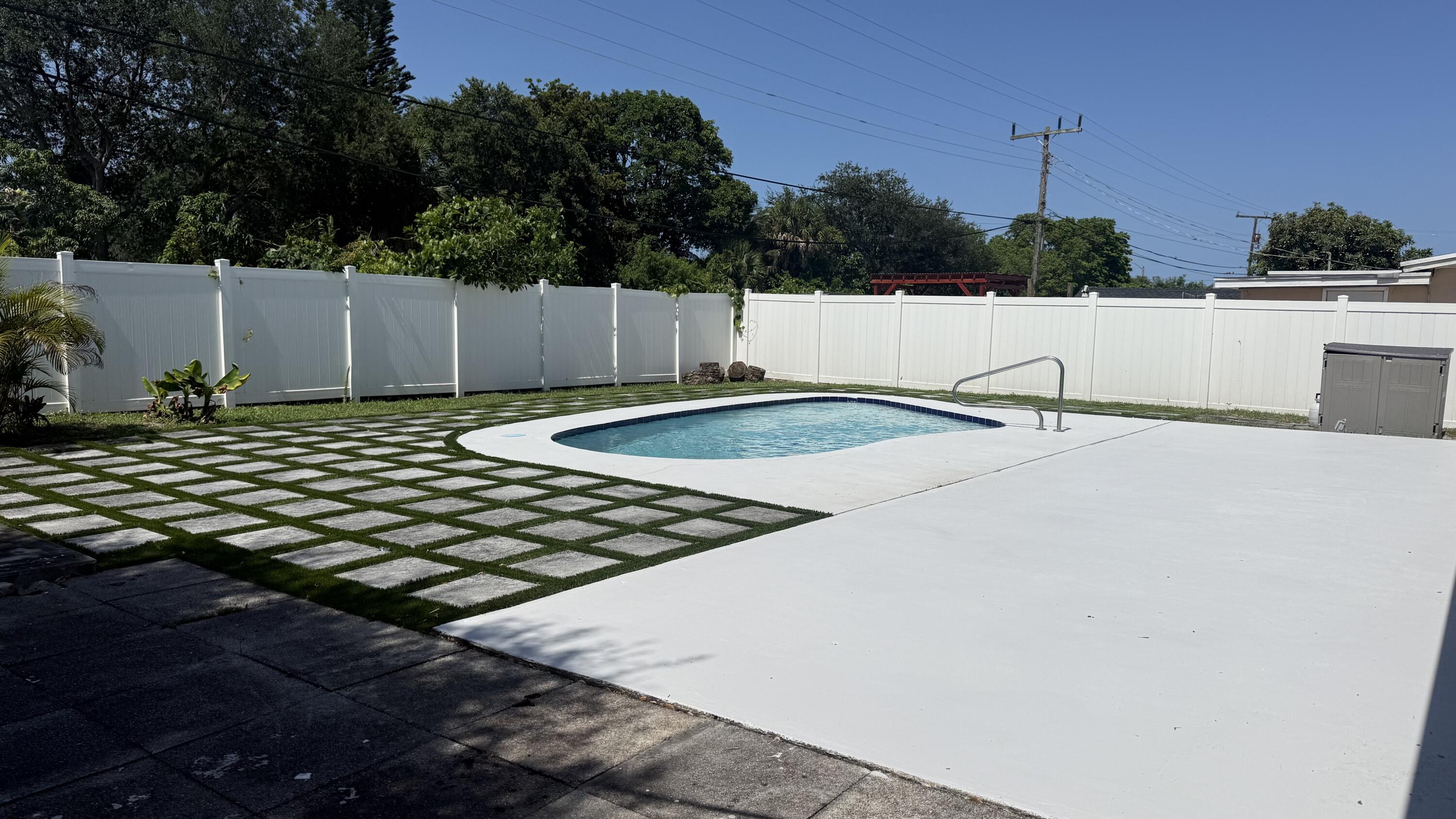 MEADOWBROOK 2 - Residential
