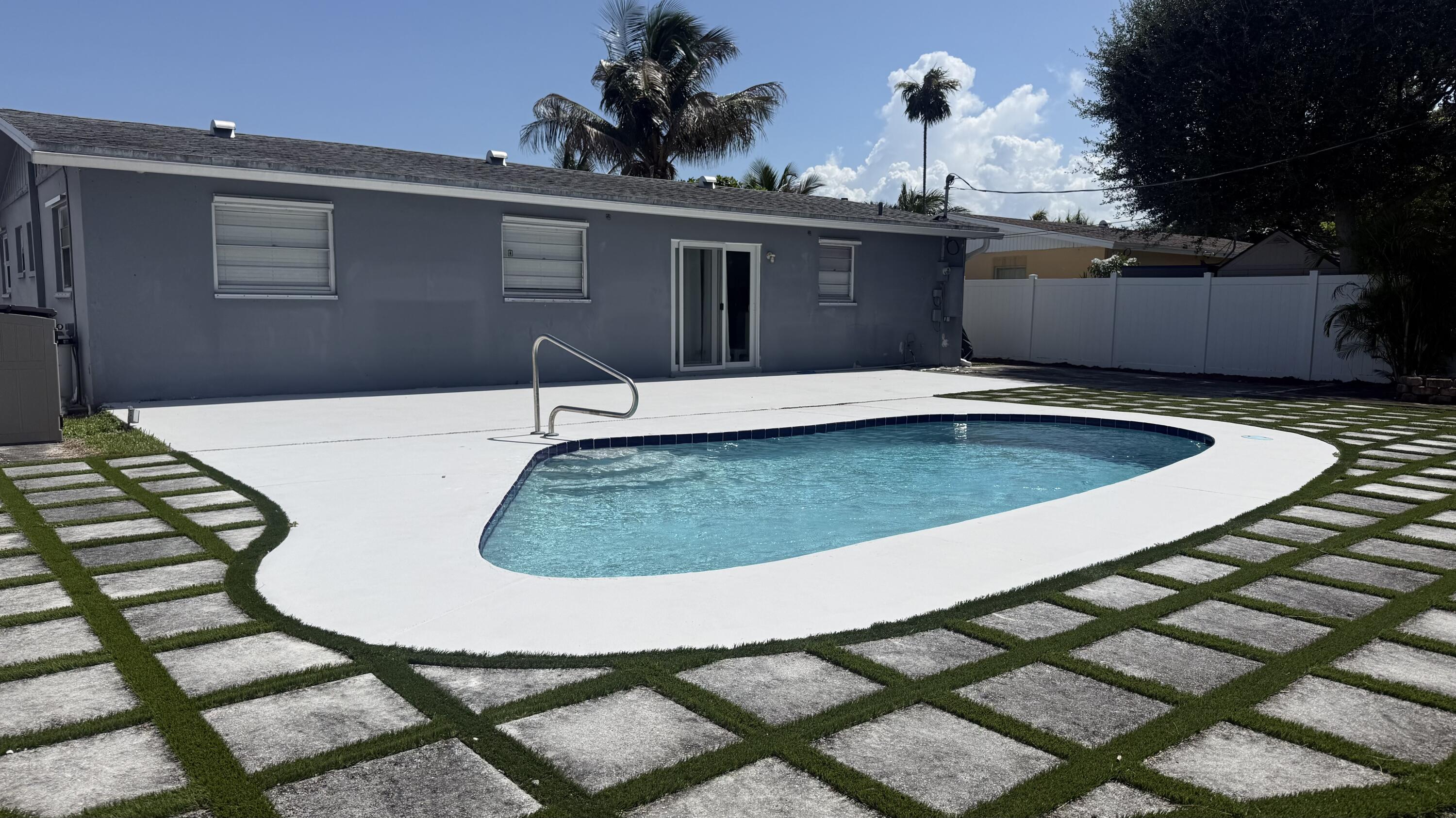 MEADOWBROOK 2 - Residential