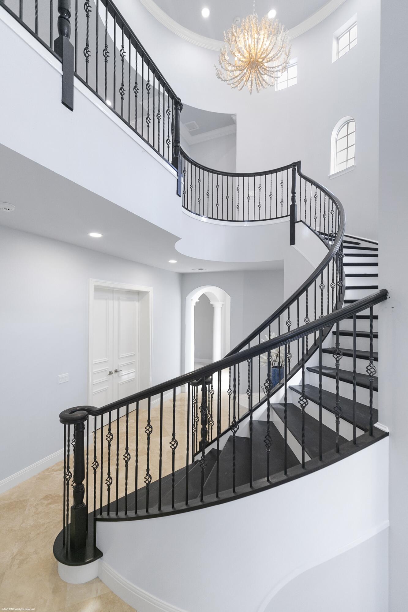 OLD PALM PL - Residential