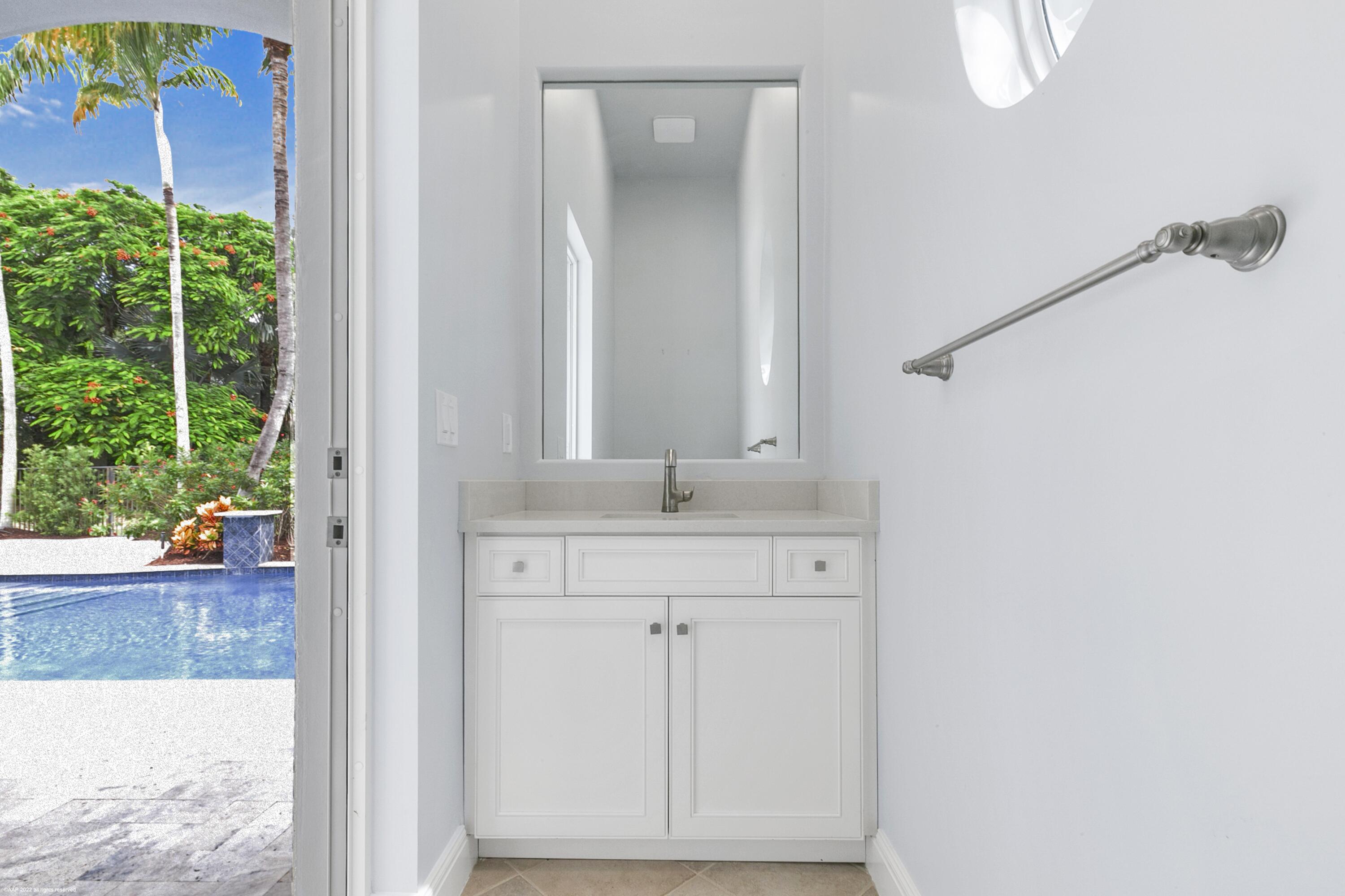 OLD PALM PL - Residential