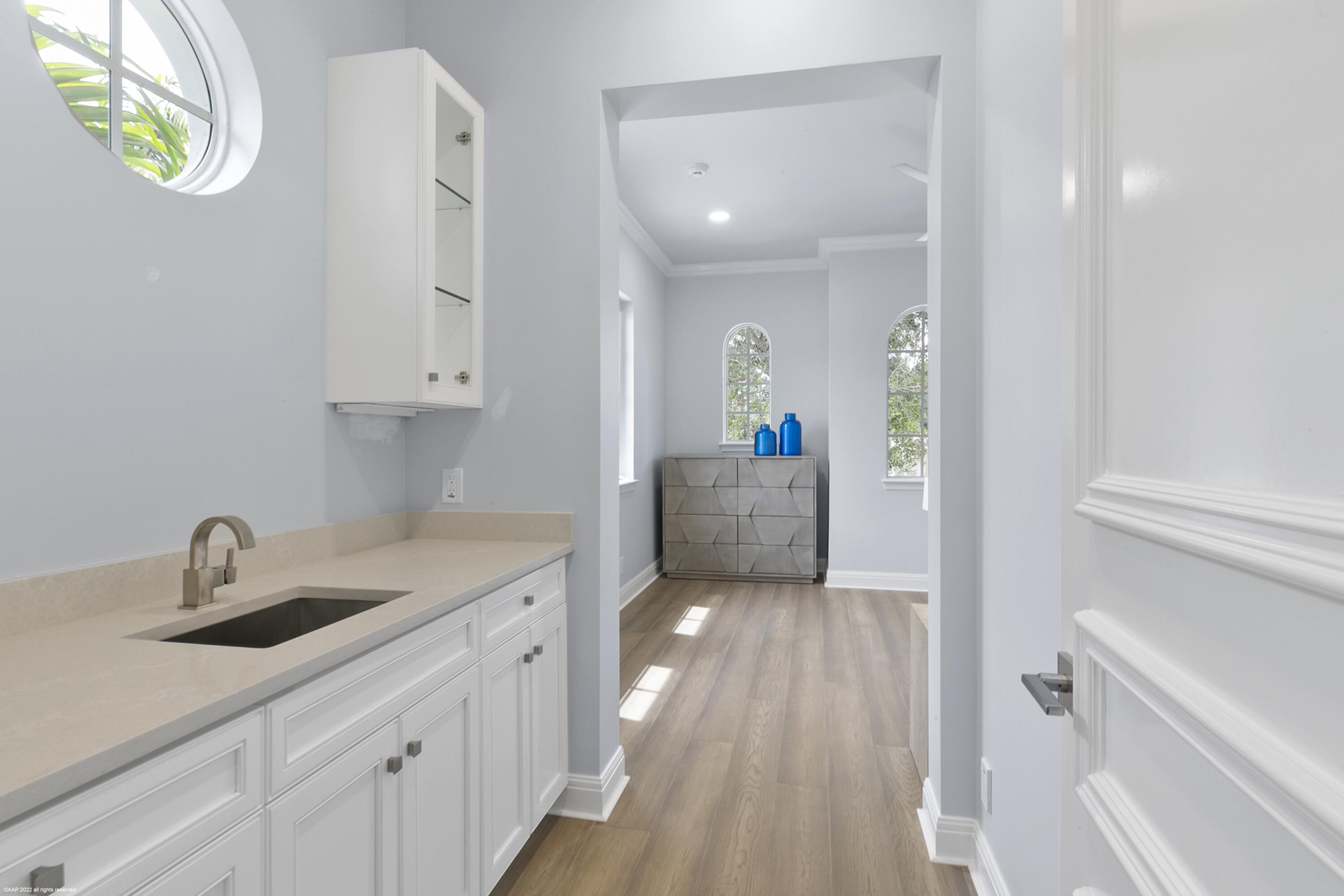 OLD PALM PL - Residential