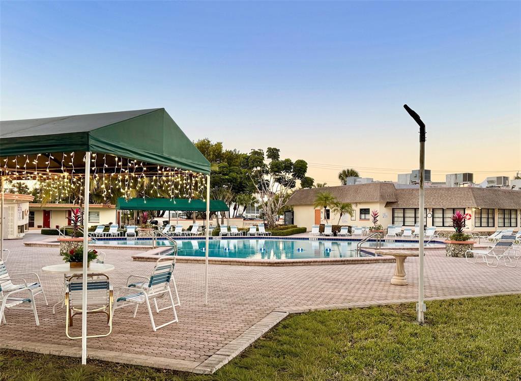 RUBY CONDO - Residential