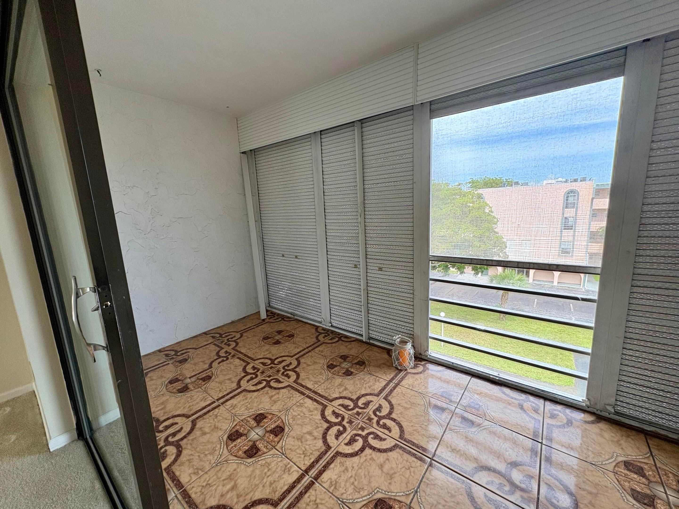 RUBY CONDO - Residential