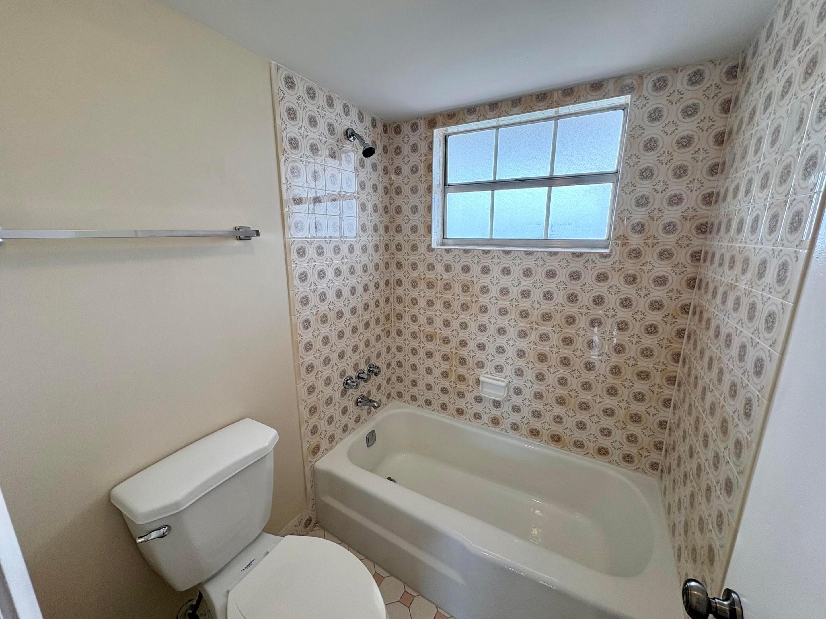 RUBY CONDO - Residential