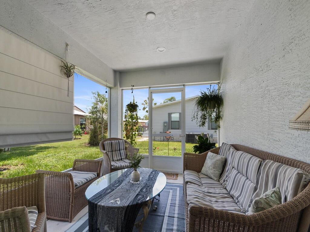 SPANISH LAKES FAIRWAYS LEASEHOLD ESTATES - Residential