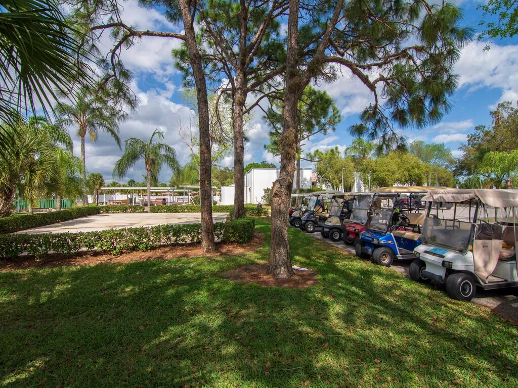 SPANISH LAKES FAIRWAYS LEASEHOLD ESTATES - Residential