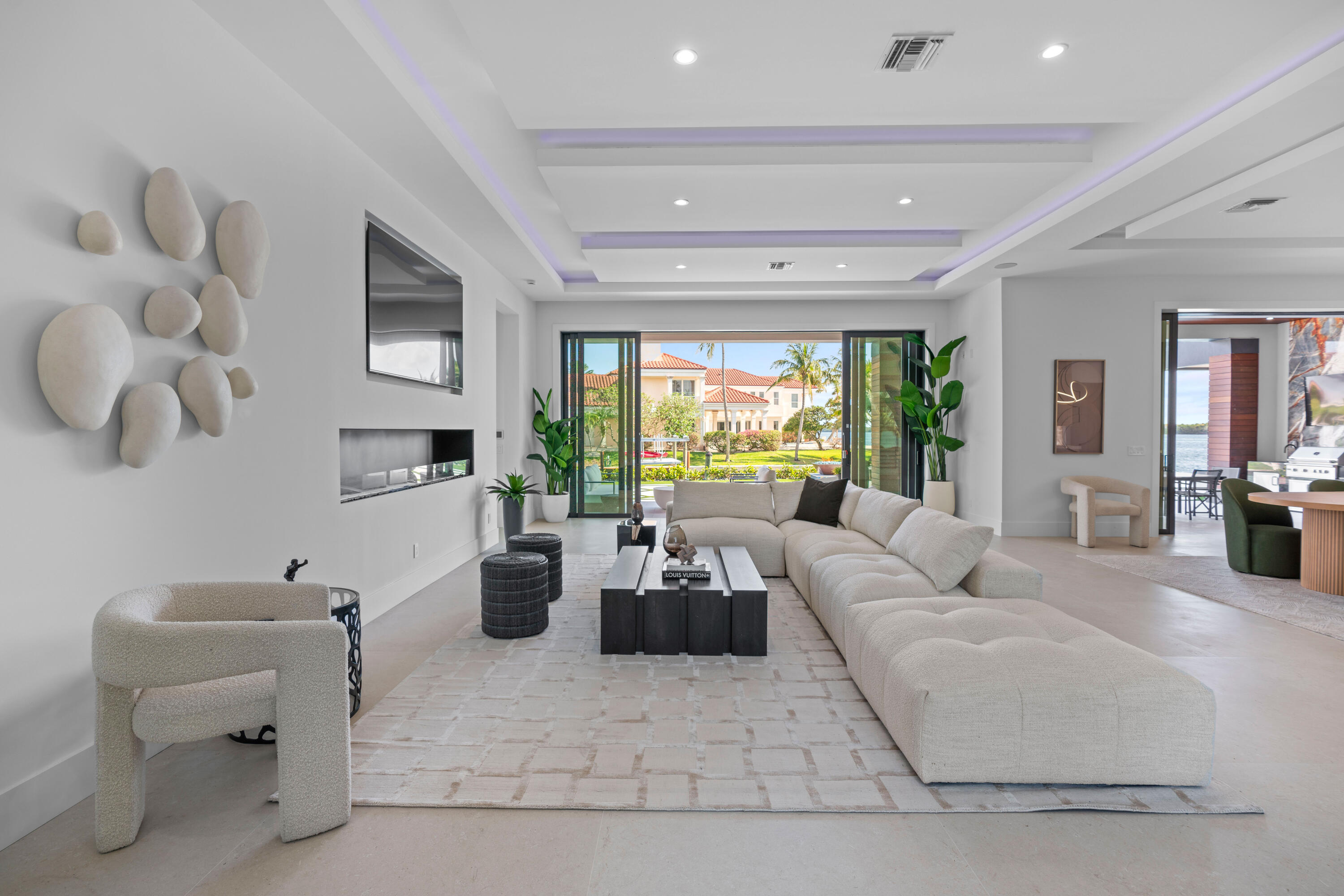 PALM BEACH LAKE WORTH ESTATES 2 - Residential