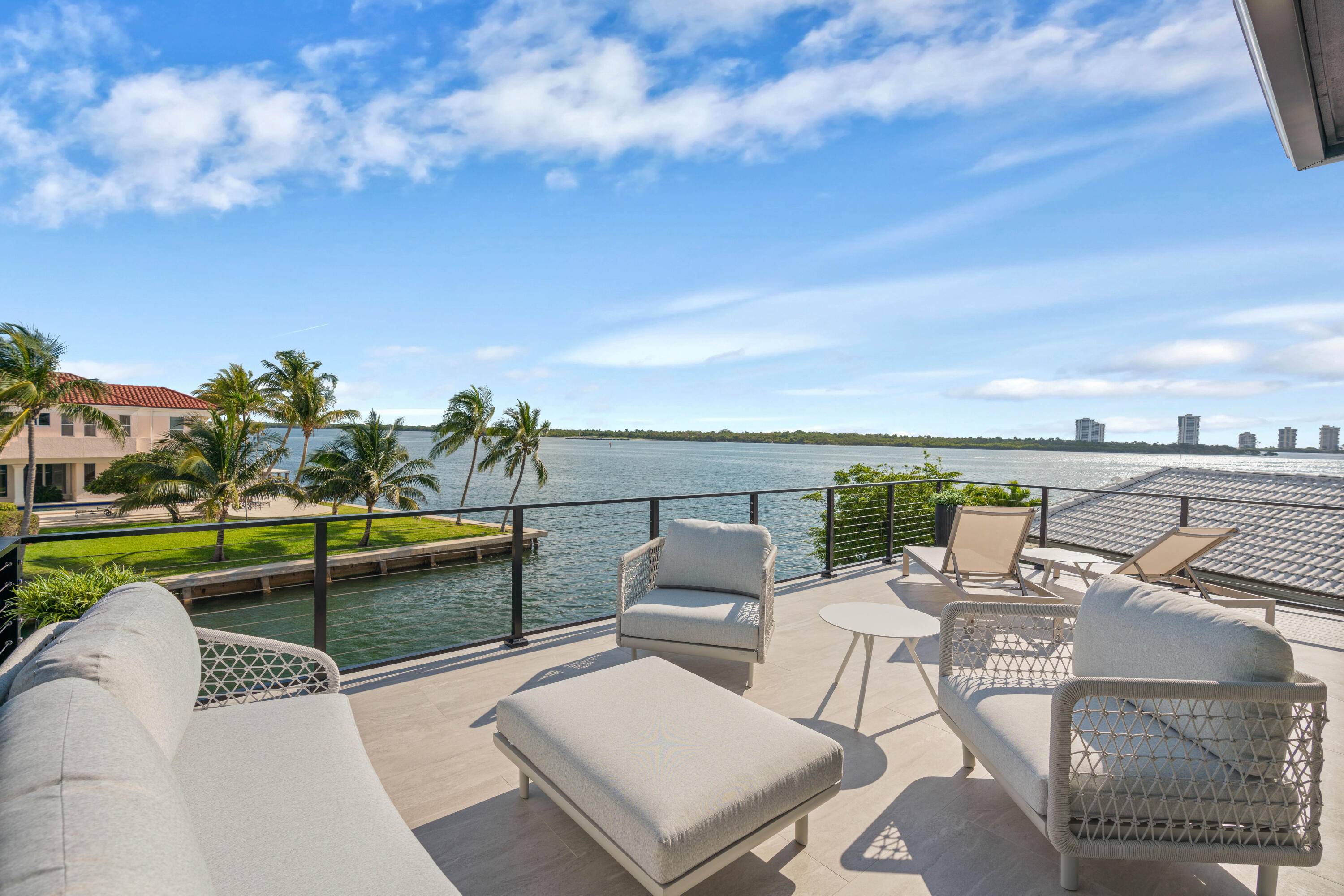 PALM BEACH LAKE WORTH ESTATES 2 - Residential