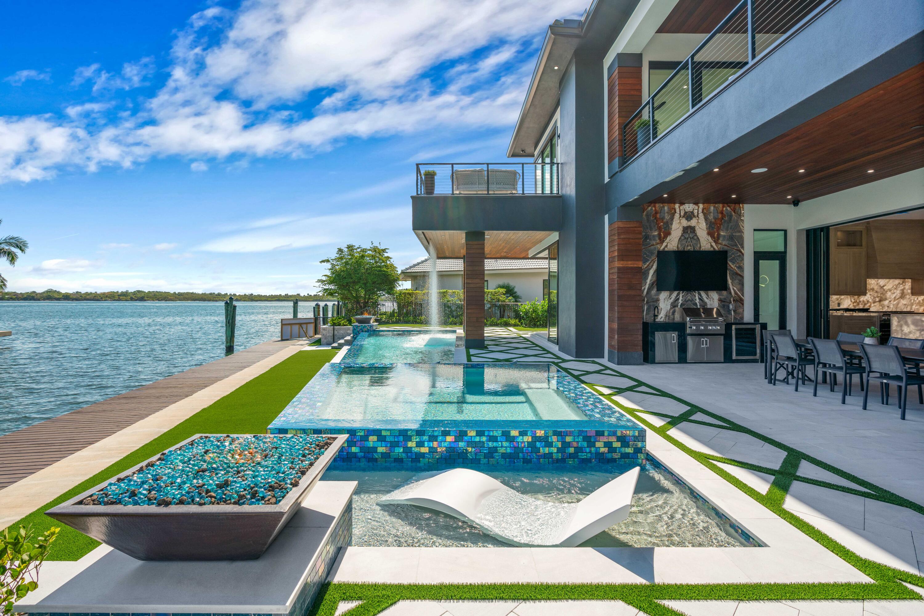 PALM BEACH LAKE WORTH ESTATES 2 - Residential