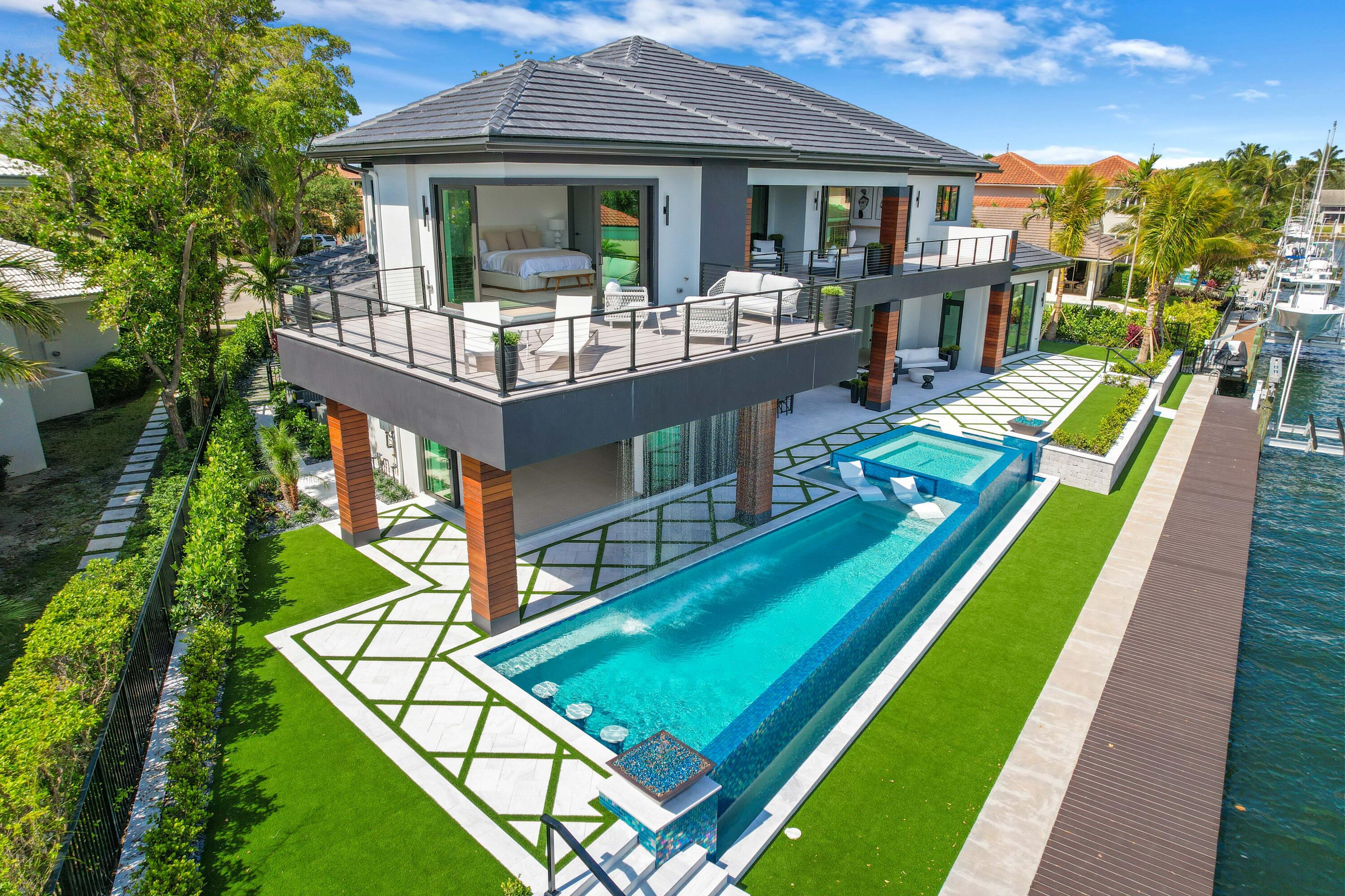 PALM BEACH LAKE WORTH ESTATES 2 - Residential