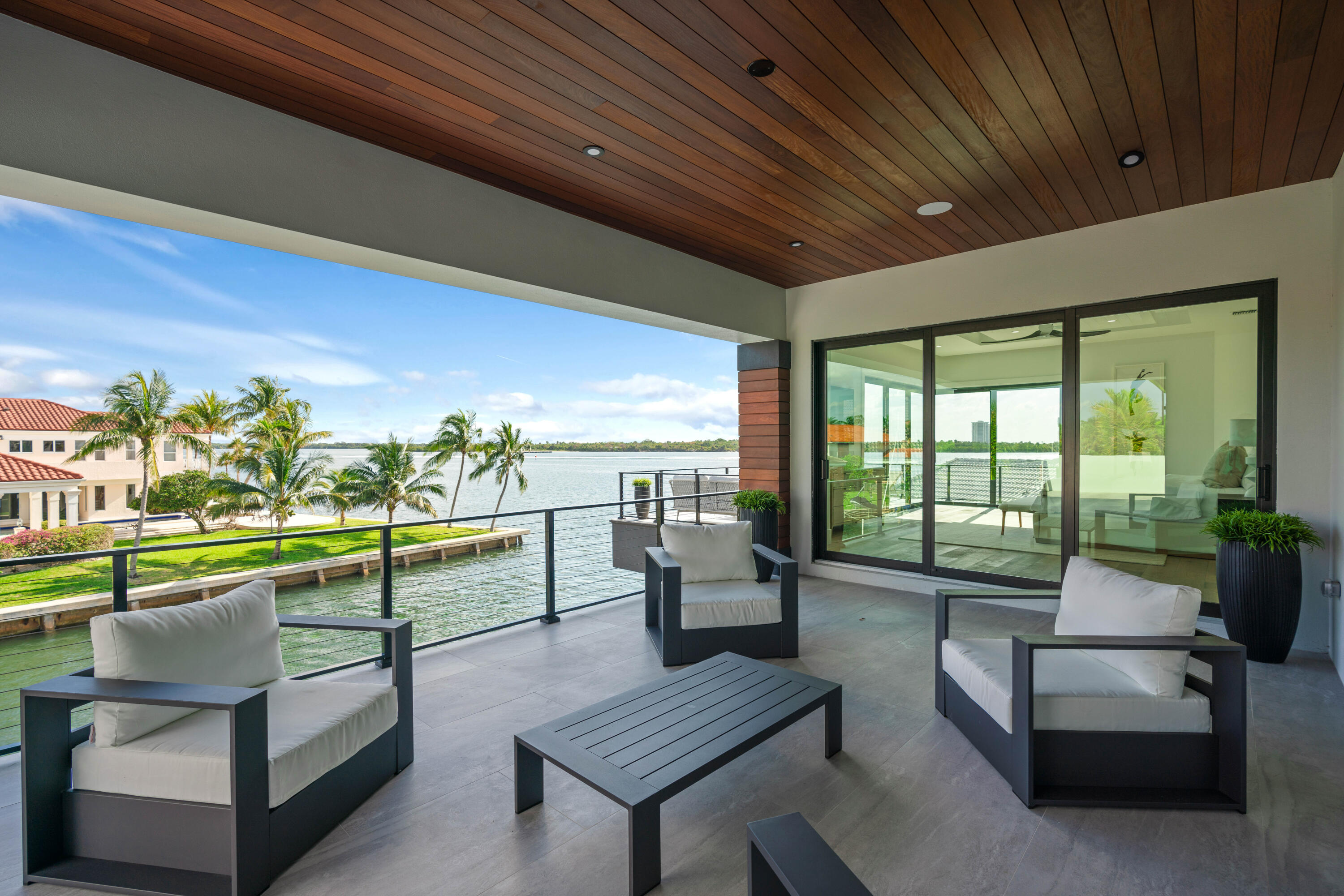PALM BEACH LAKE WORTH ESTATES 2 - Residential