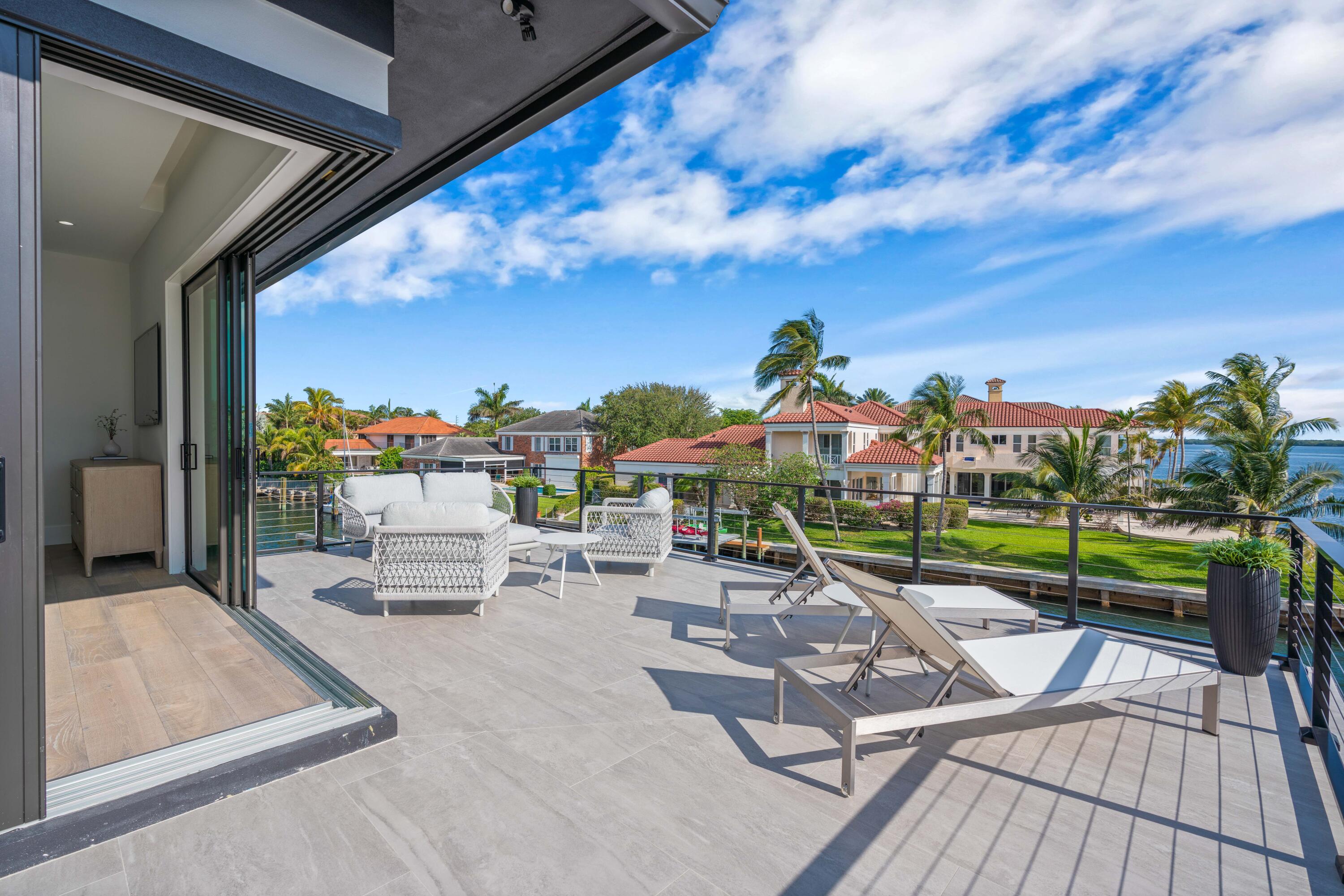 PALM BEACH LAKE WORTH ESTATES 2 - Residential