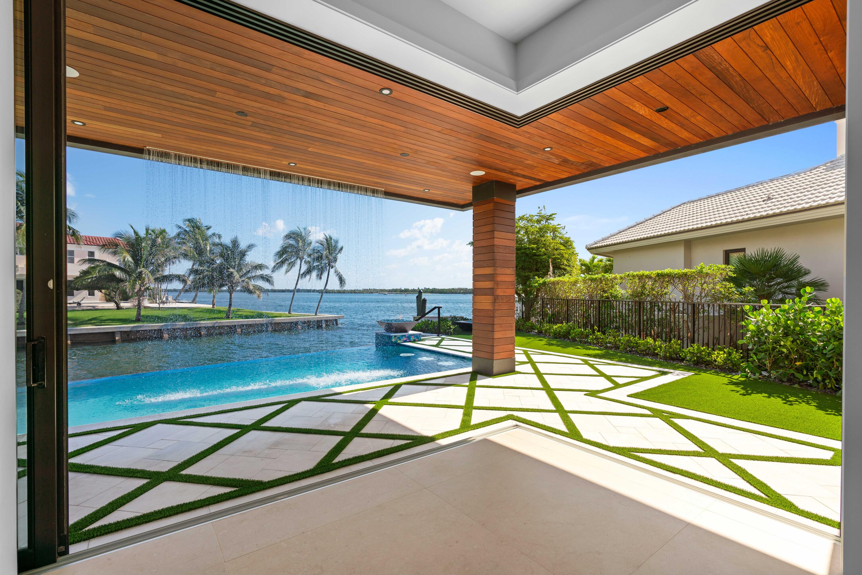 PALM BEACH LAKE WORTH ESTATES 2 - Residential