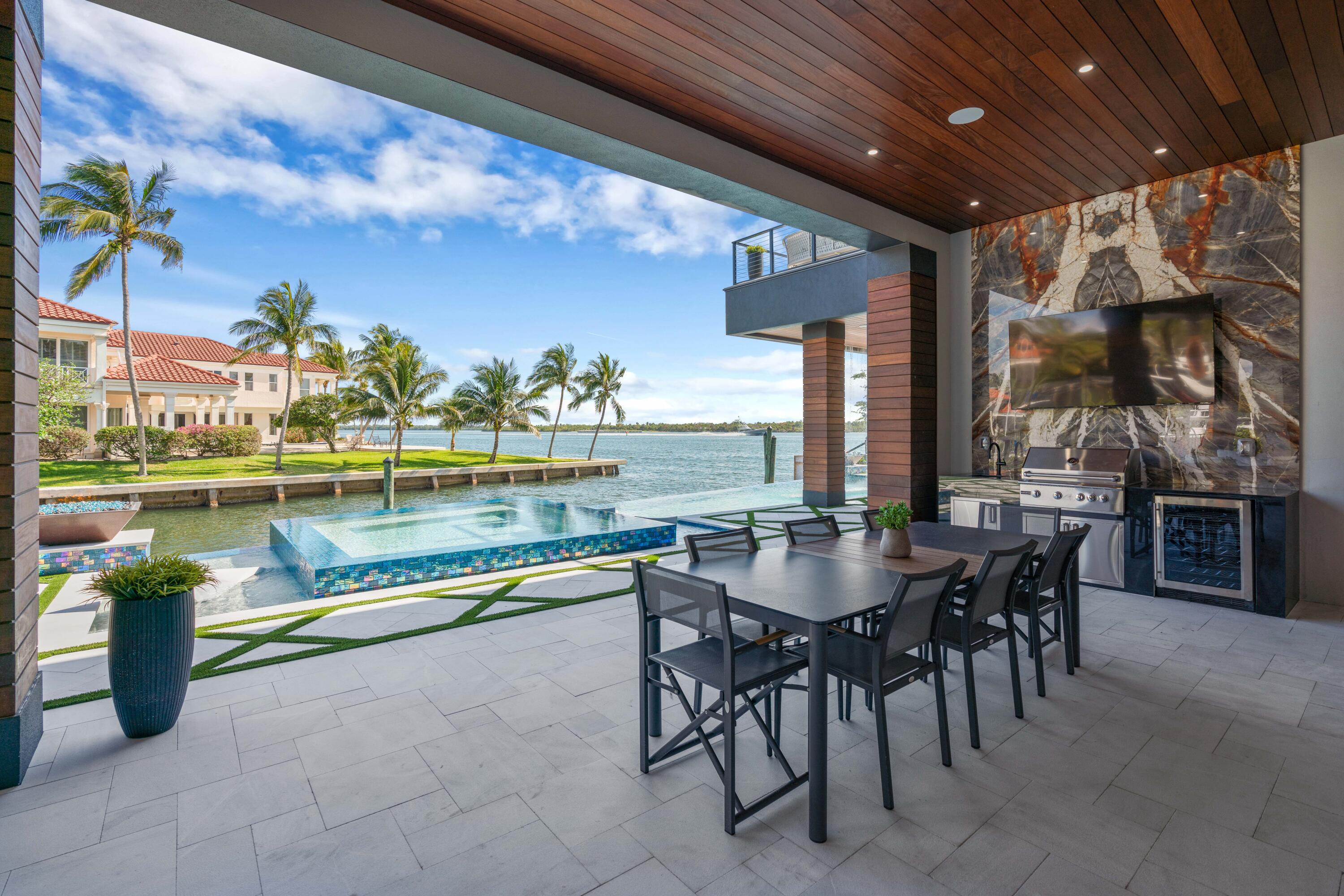 PALM BEACH LAKE WORTH ESTATES 2 - Residential
