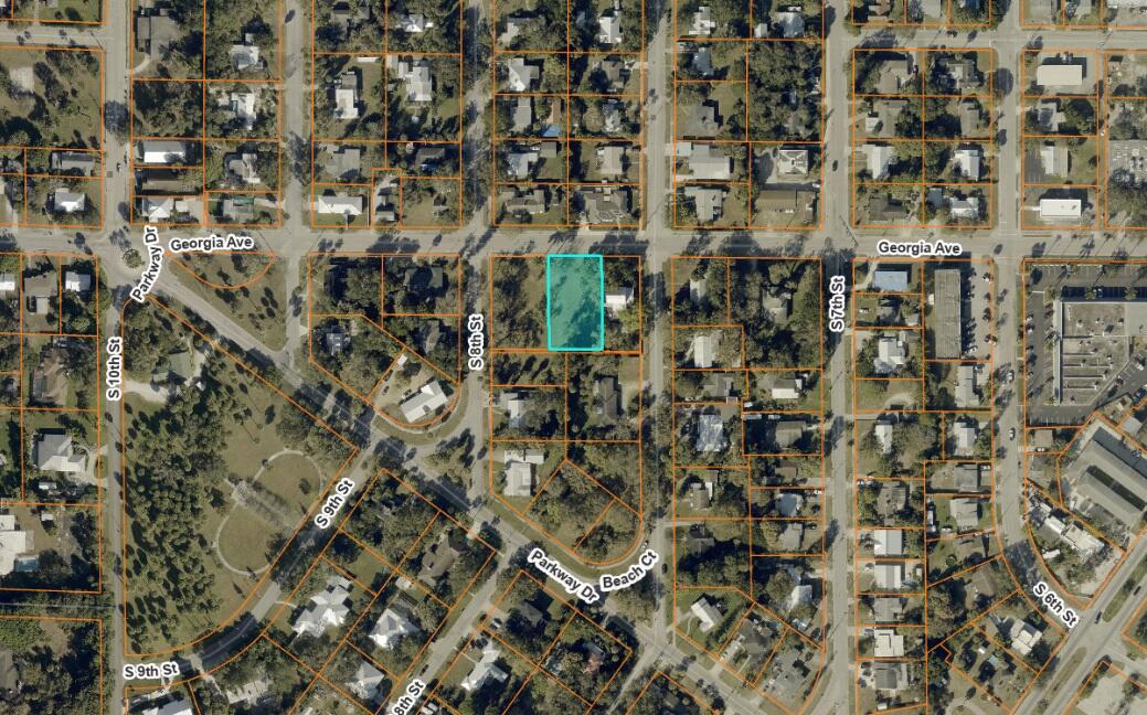 PINEWOOD SUBDIVISION - Land