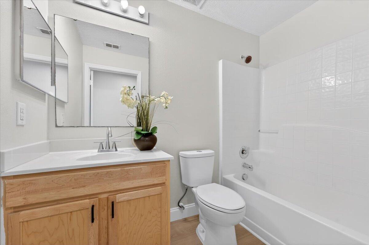 MAJESTIC OAKS SUBDIVISION - Residential
