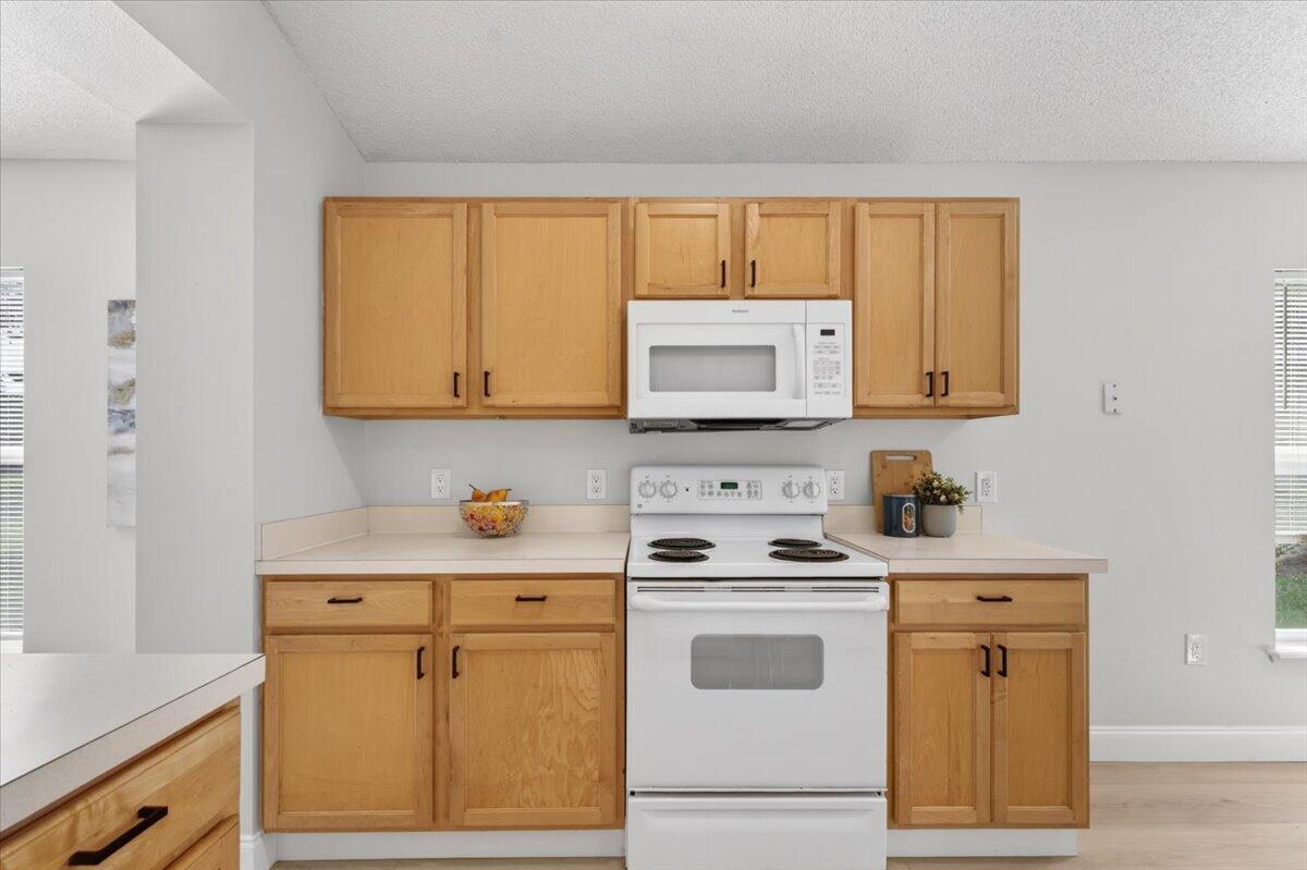 MAJESTIC OAKS SUBDIVISION - Residential