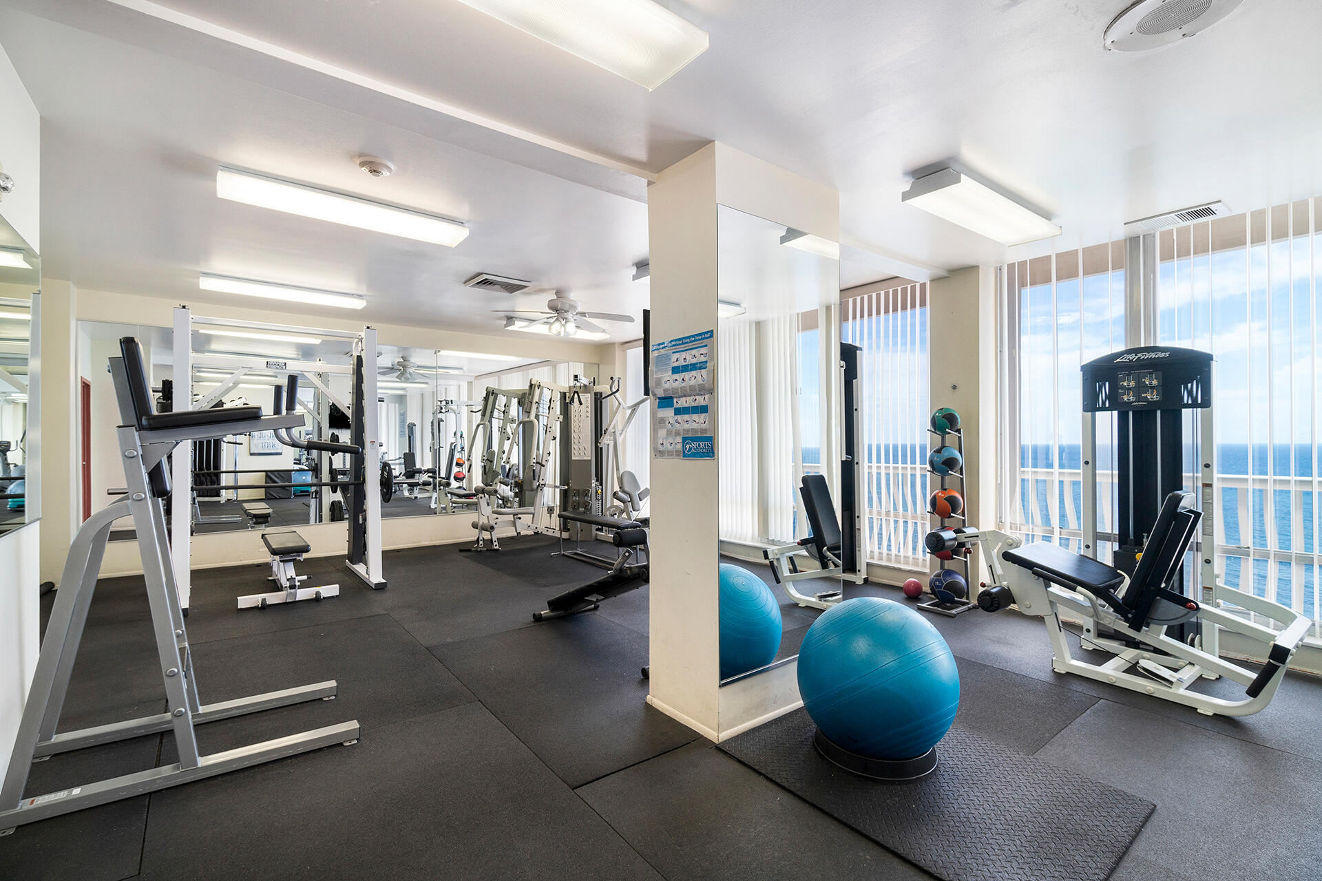 OCEAN CLUB CONDO - Residential Lease