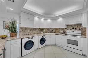 OCEAN CLUB CONDO - Residential Lease