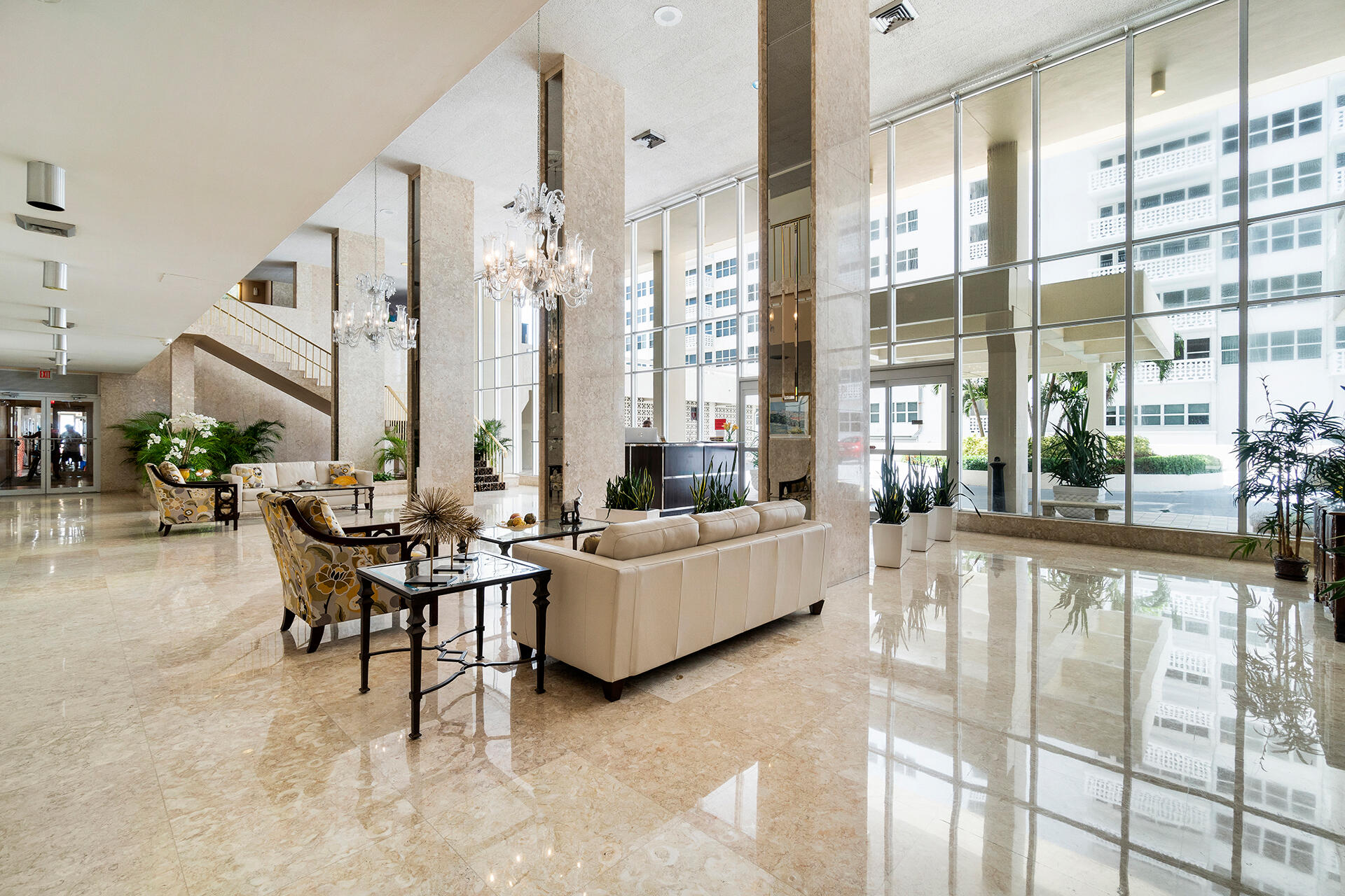 OCEAN CLUB CONDO - Residential Lease