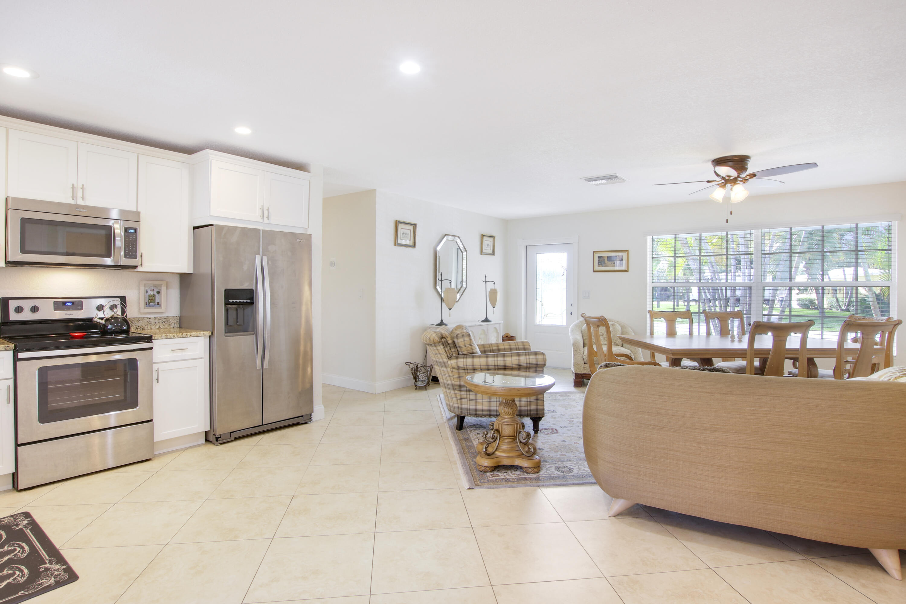 TROPIC VISTA - Residential