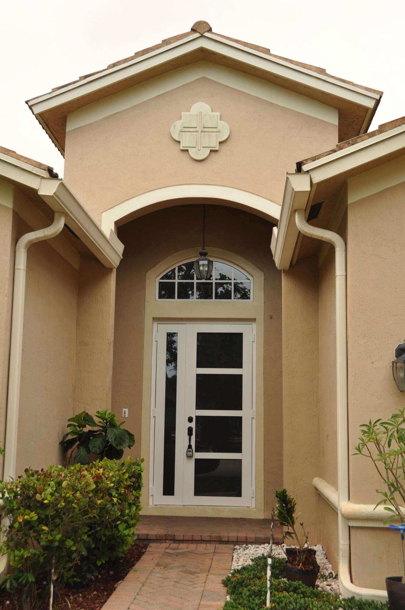 ISLES AT WESTON - Residential Lease