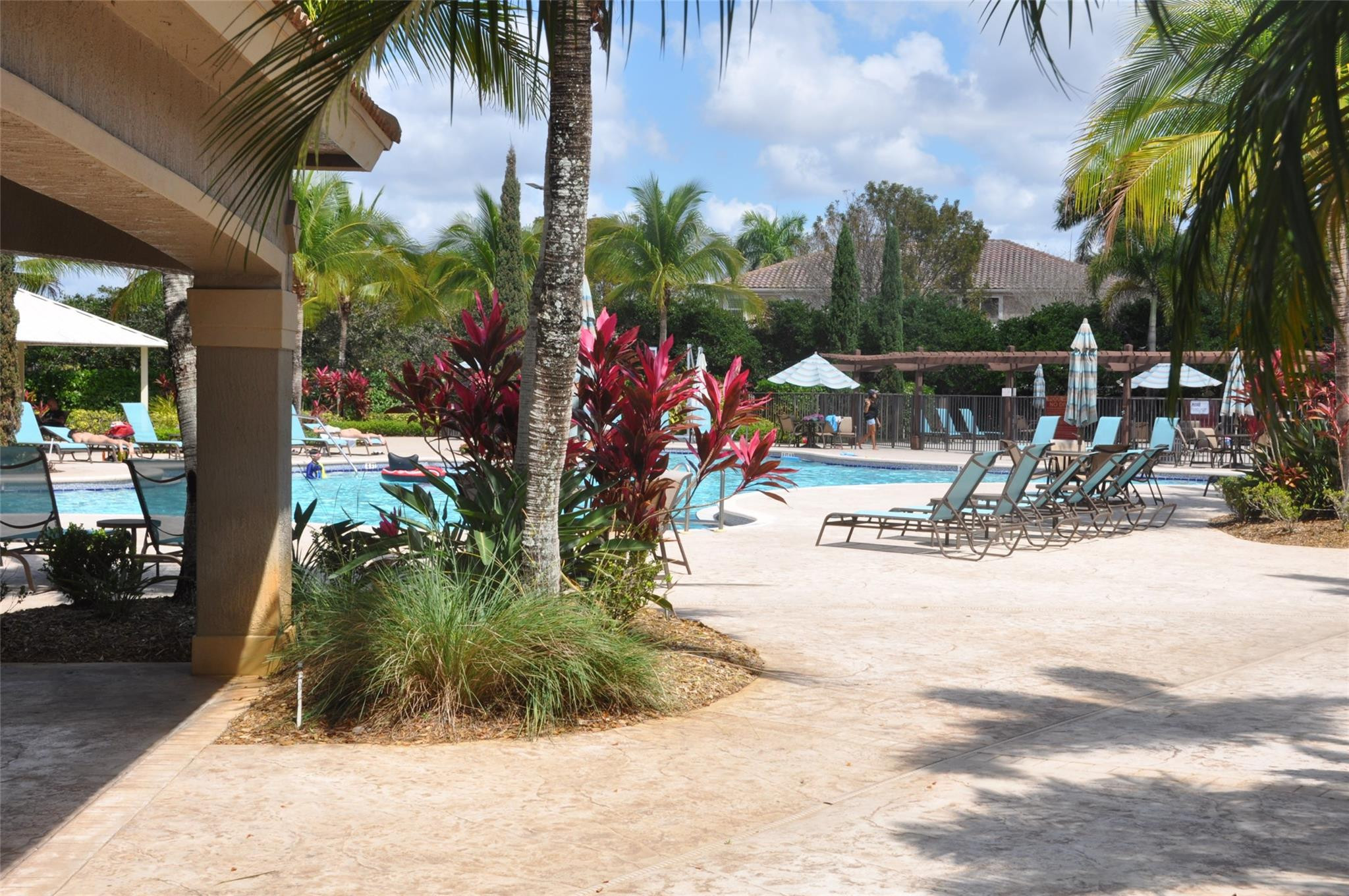 ISLES AT WESTON - Residential Lease