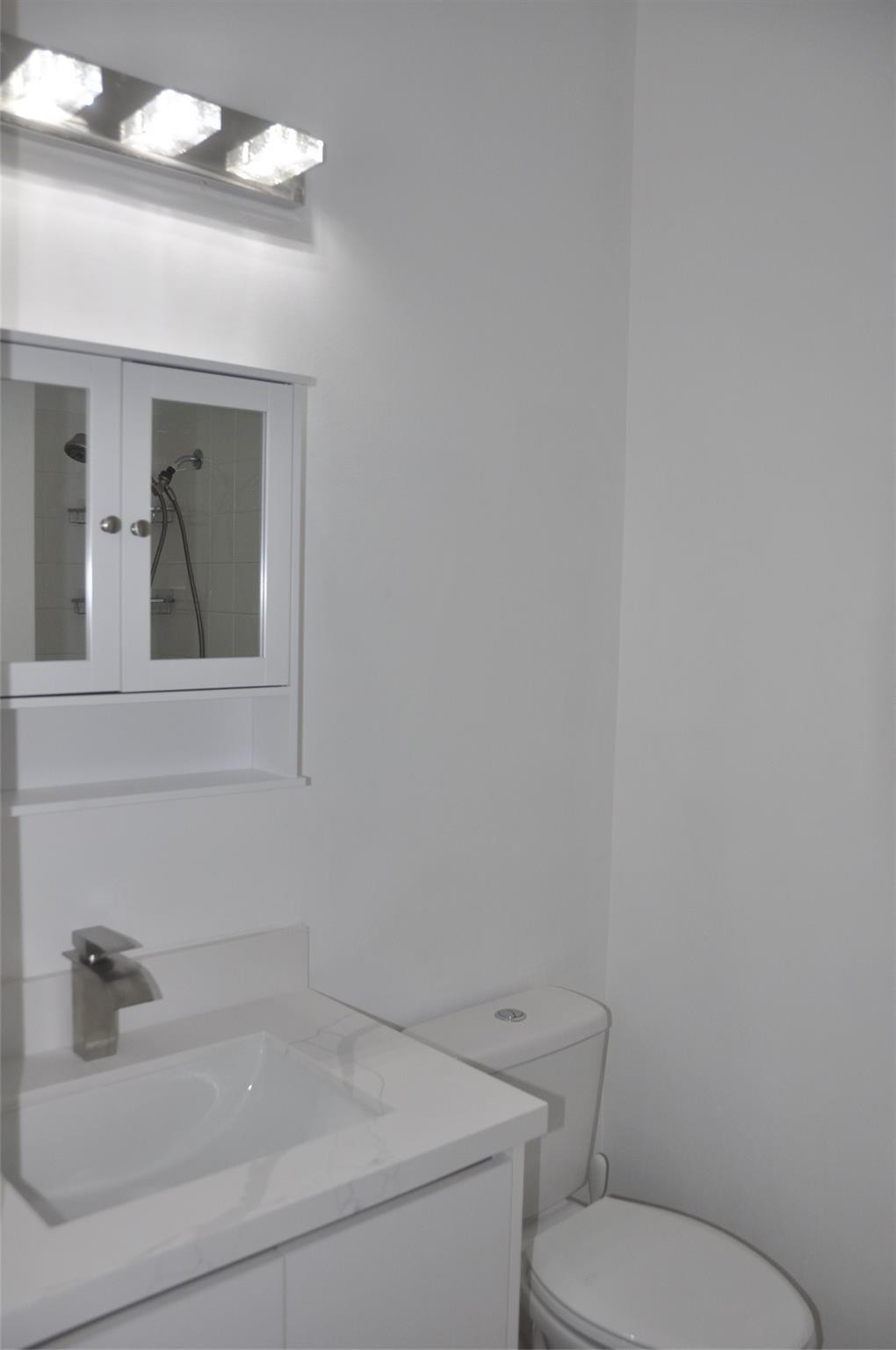 ISLES AT WESTON - Residential Lease