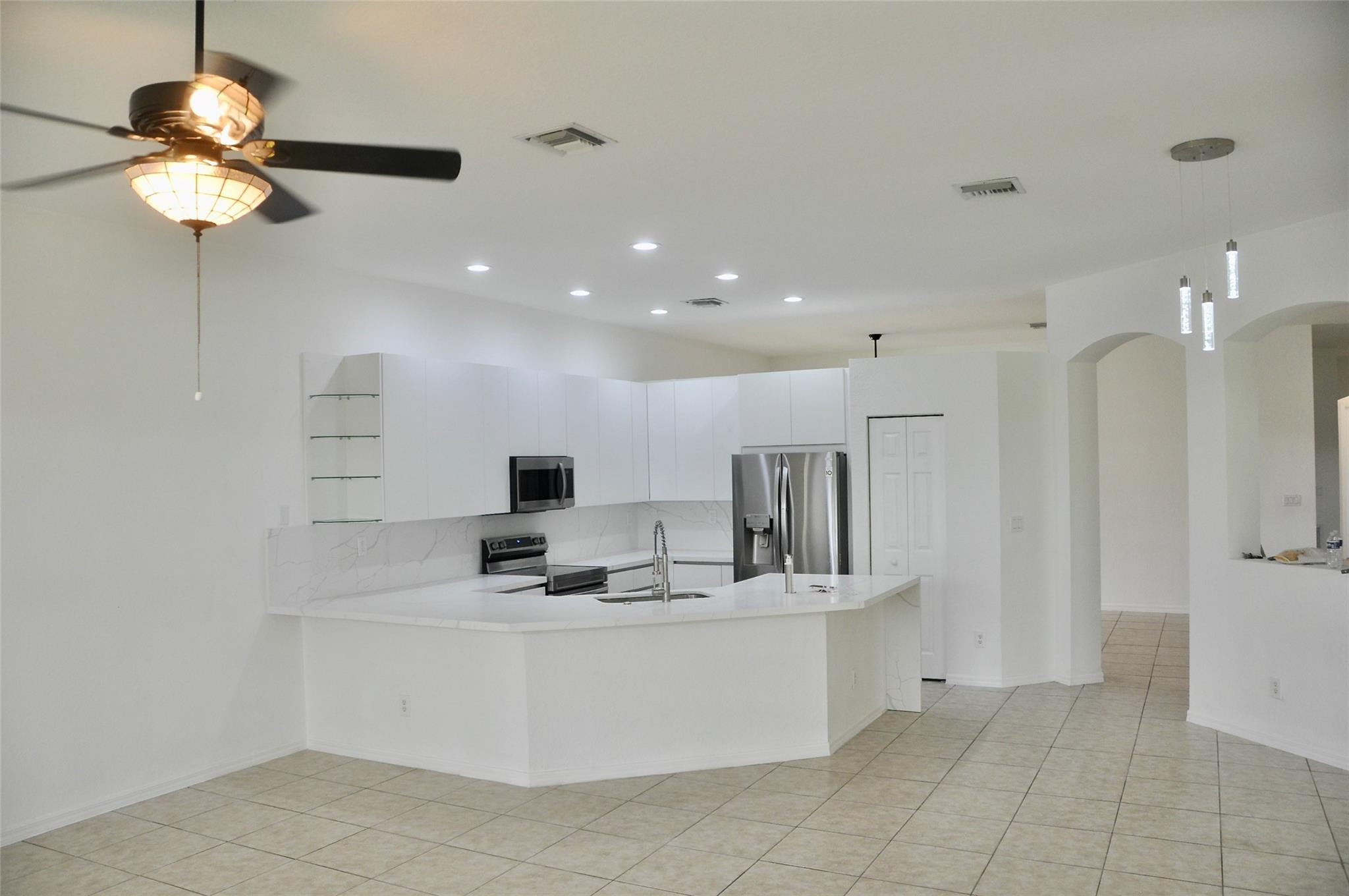 ISLES AT WESTON - Residential Lease
