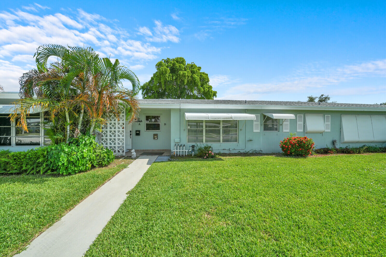 HIGH POINT OF DELRAY BEACH CONDO SEC I - Residential