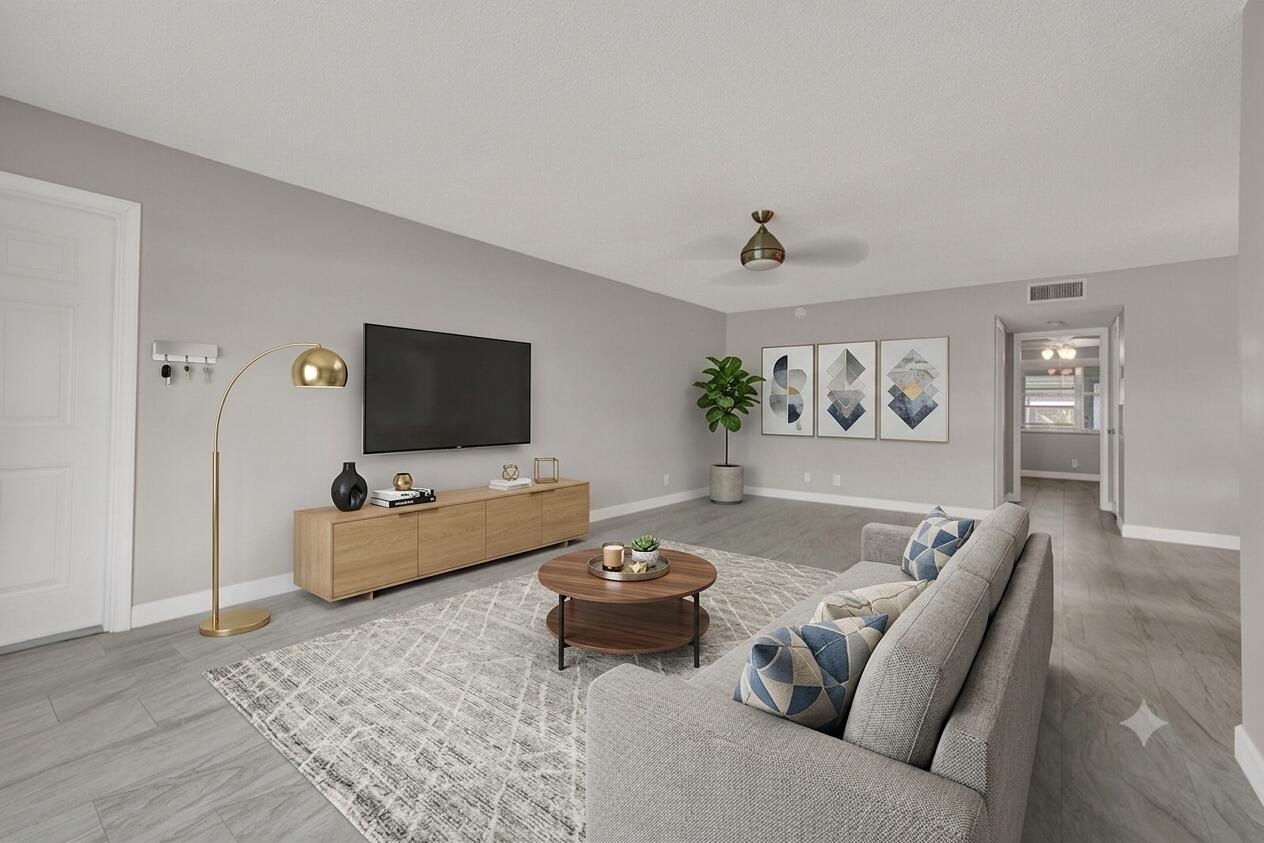 HIGH POINT OF DELRAY BEACH CONDO SEC I - Residential