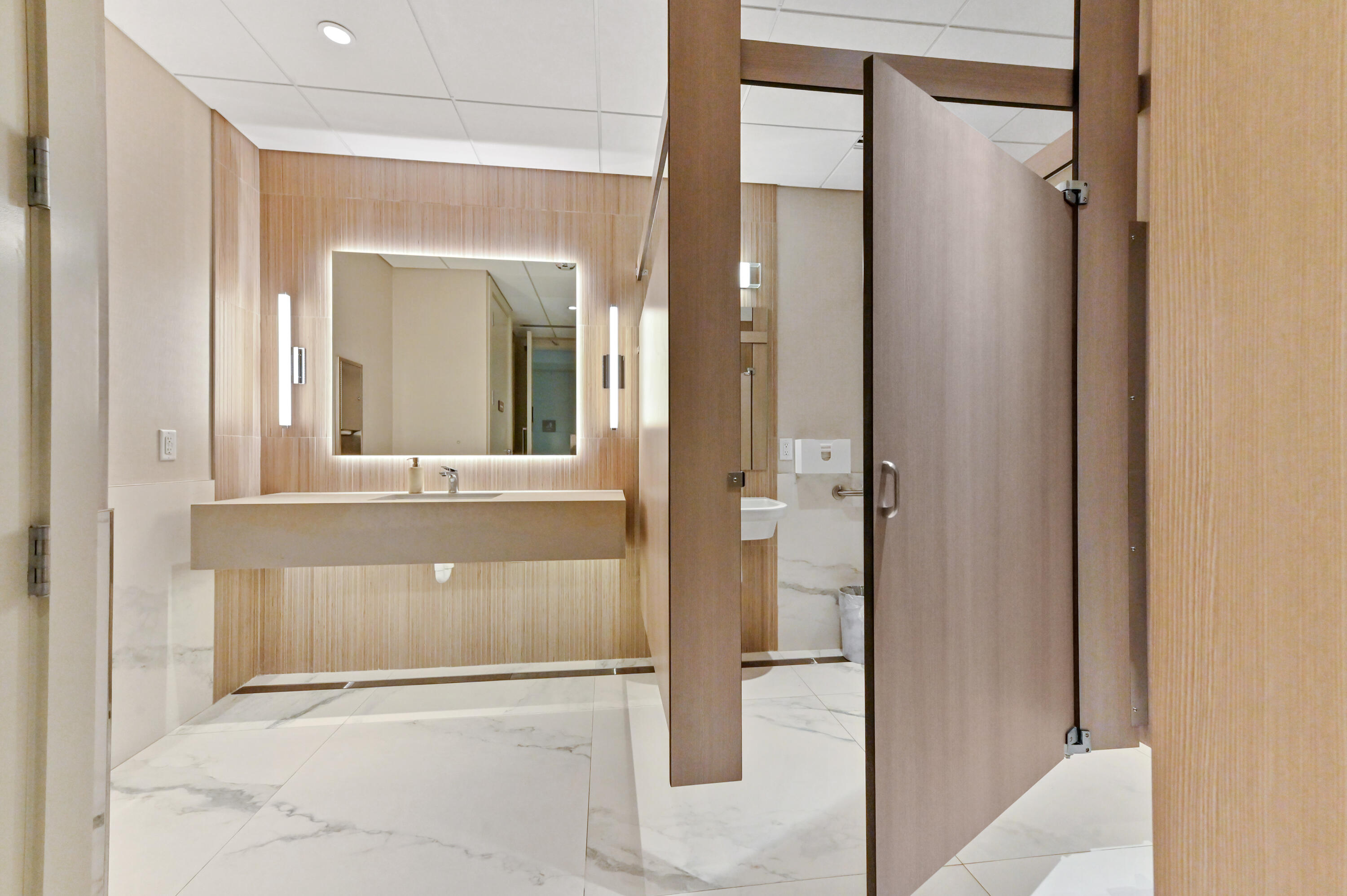 OCEAN TOWERS CONDO - Residential