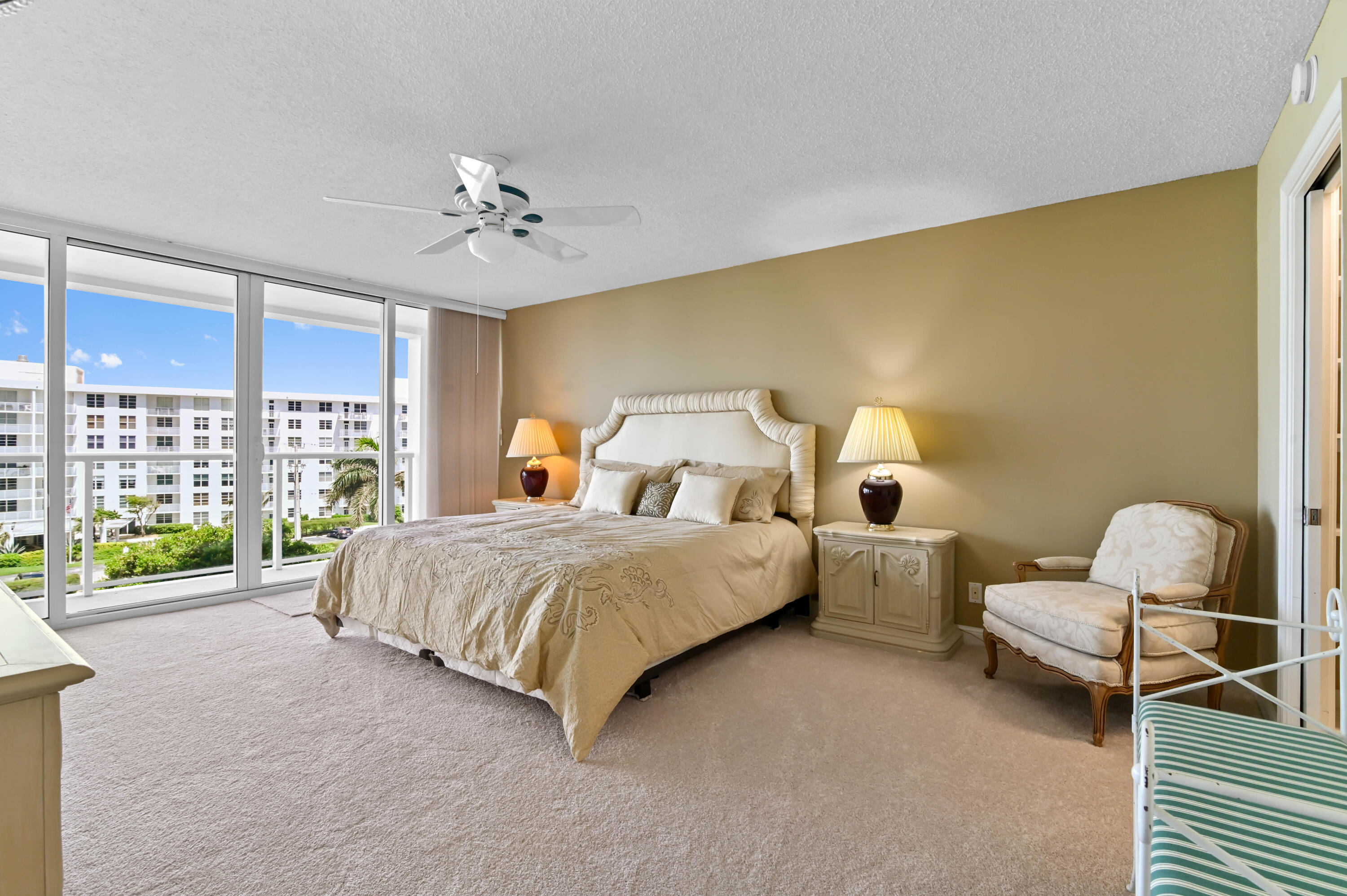 OCEAN TOWERS CONDO - Residential